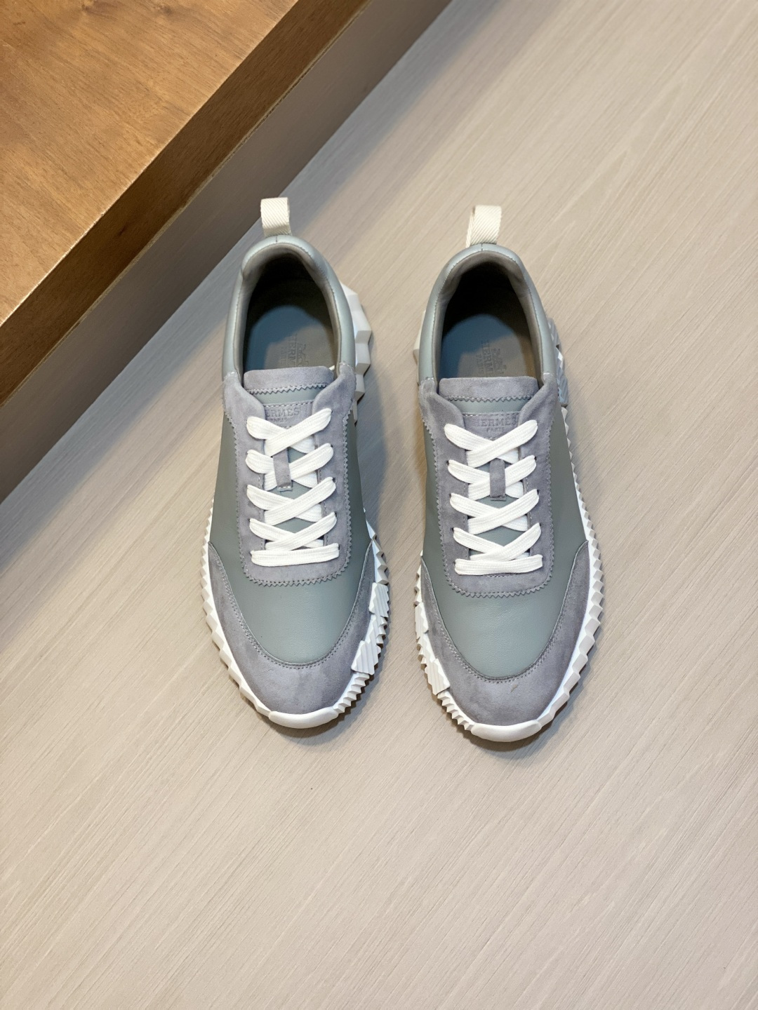 [Hermes] 에르메스 바운싱(Bouncing) 프리미엄 카프스킨 & 고트스킨 스니커즈 신발