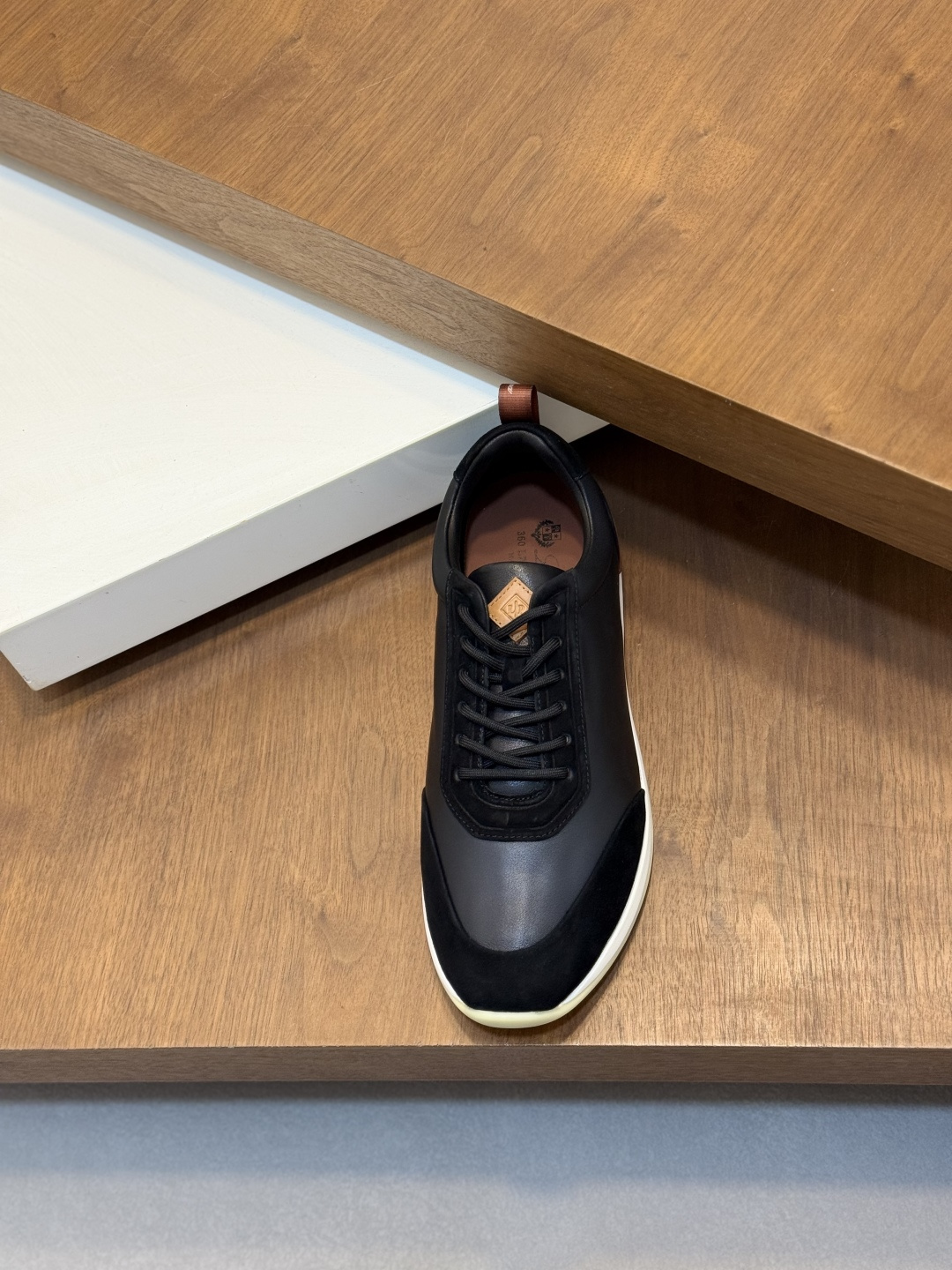 [Loro Piana] LP 로로 피아나 워크 앤 워크 / 시티 워크 스니커즈 신발