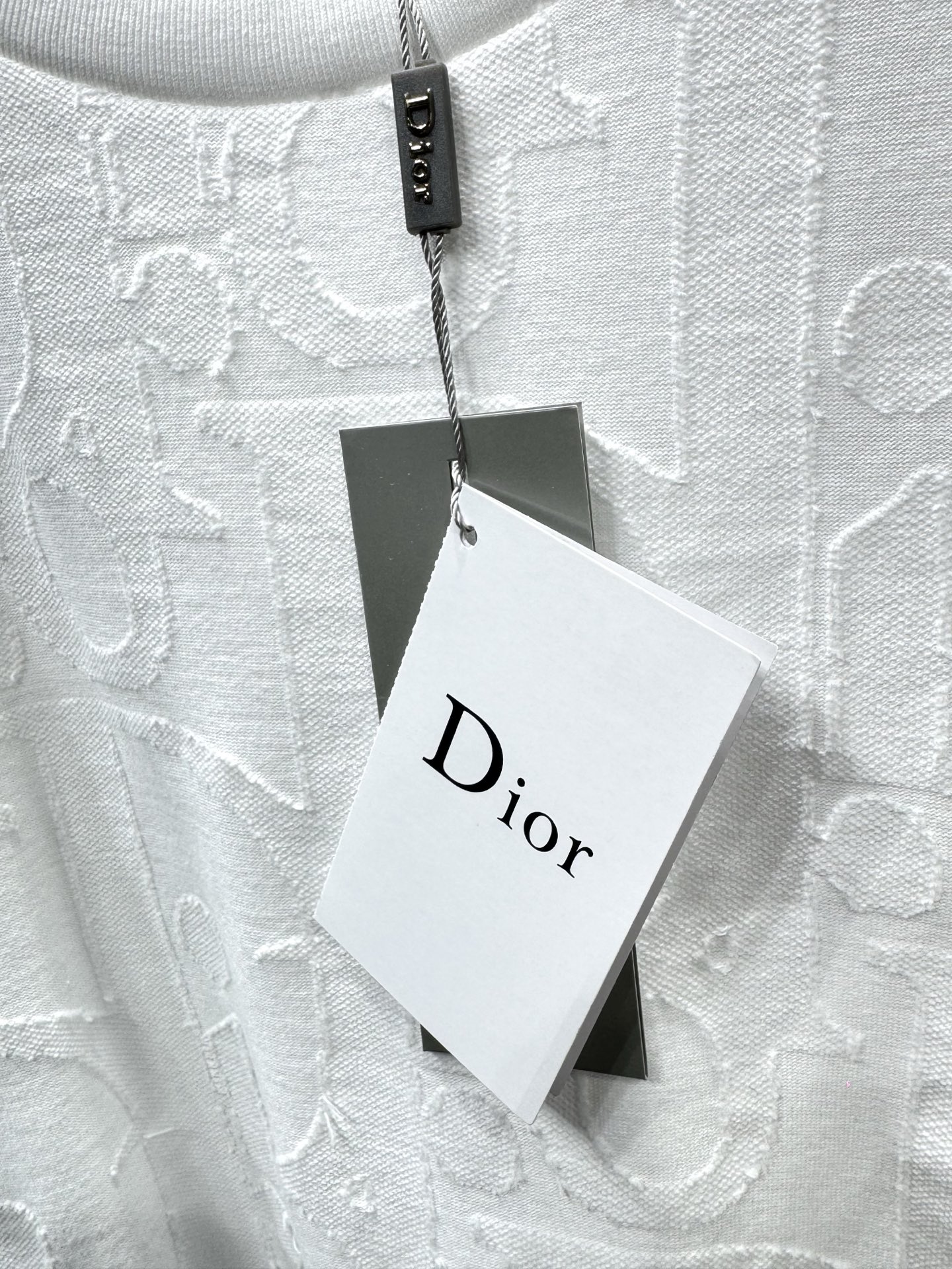 디올(DIOR) 톤온톤 로고 자카드 반팔 티셔츠 상의 의류