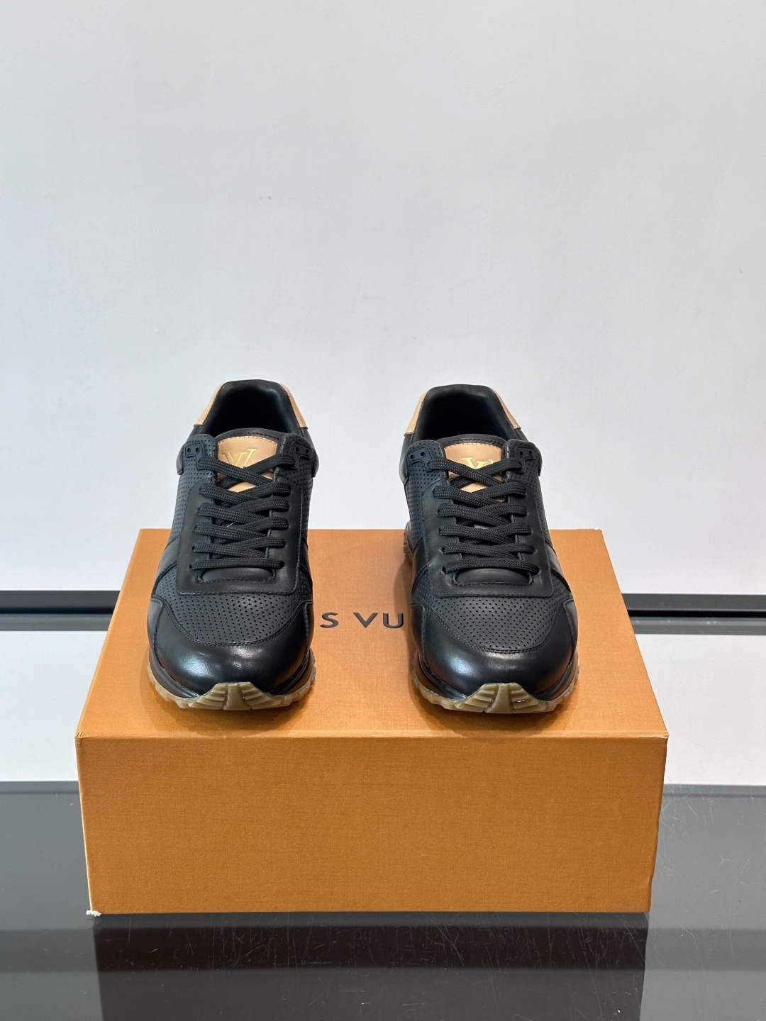[Louis Vuitton] LV Run Away 루이비통 런 어웨이 맨즈 스니커즈 신발