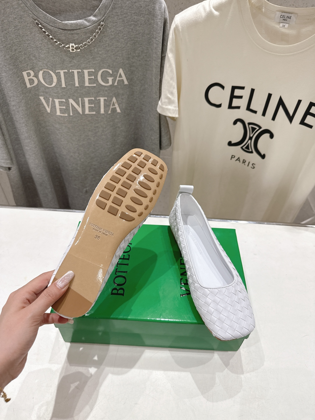 보테가베네타(Bottega Veneta) 아스테어 우븐 로퍼 신발