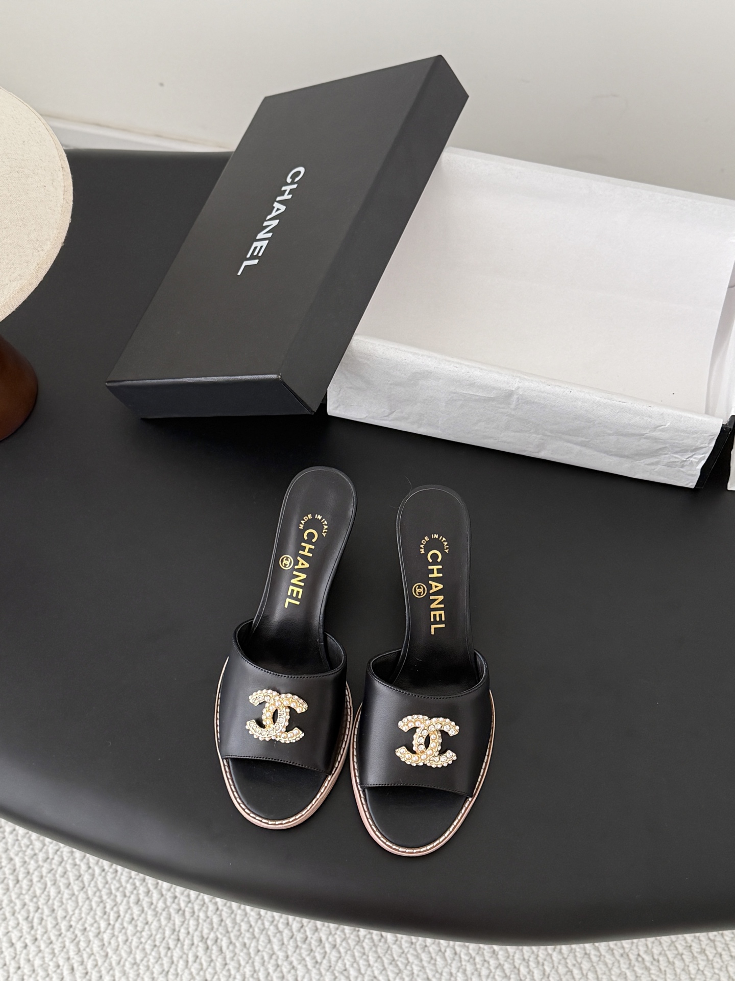 샤넬(CHANEL) 웨지 슬리퍼 신발