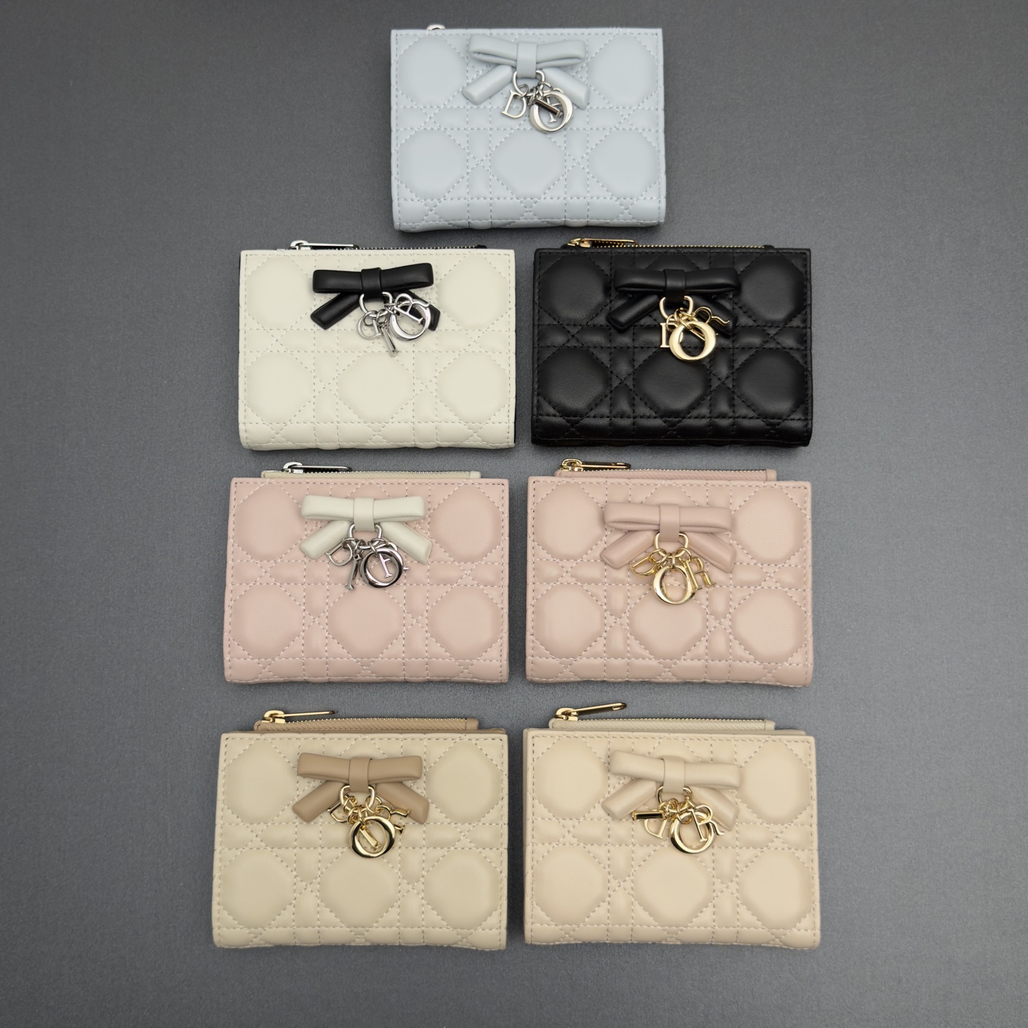 [Dior] 디올 Lady Dahlia 레이디 달리아 울트라 까나쥬 램스킨 미니 지갑 / S2605