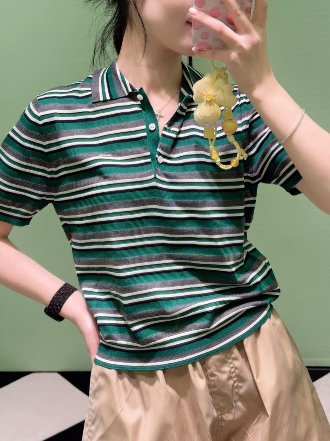 프라다(PRADA) 스트라이프 반팔 폴로 니트 상의 의류