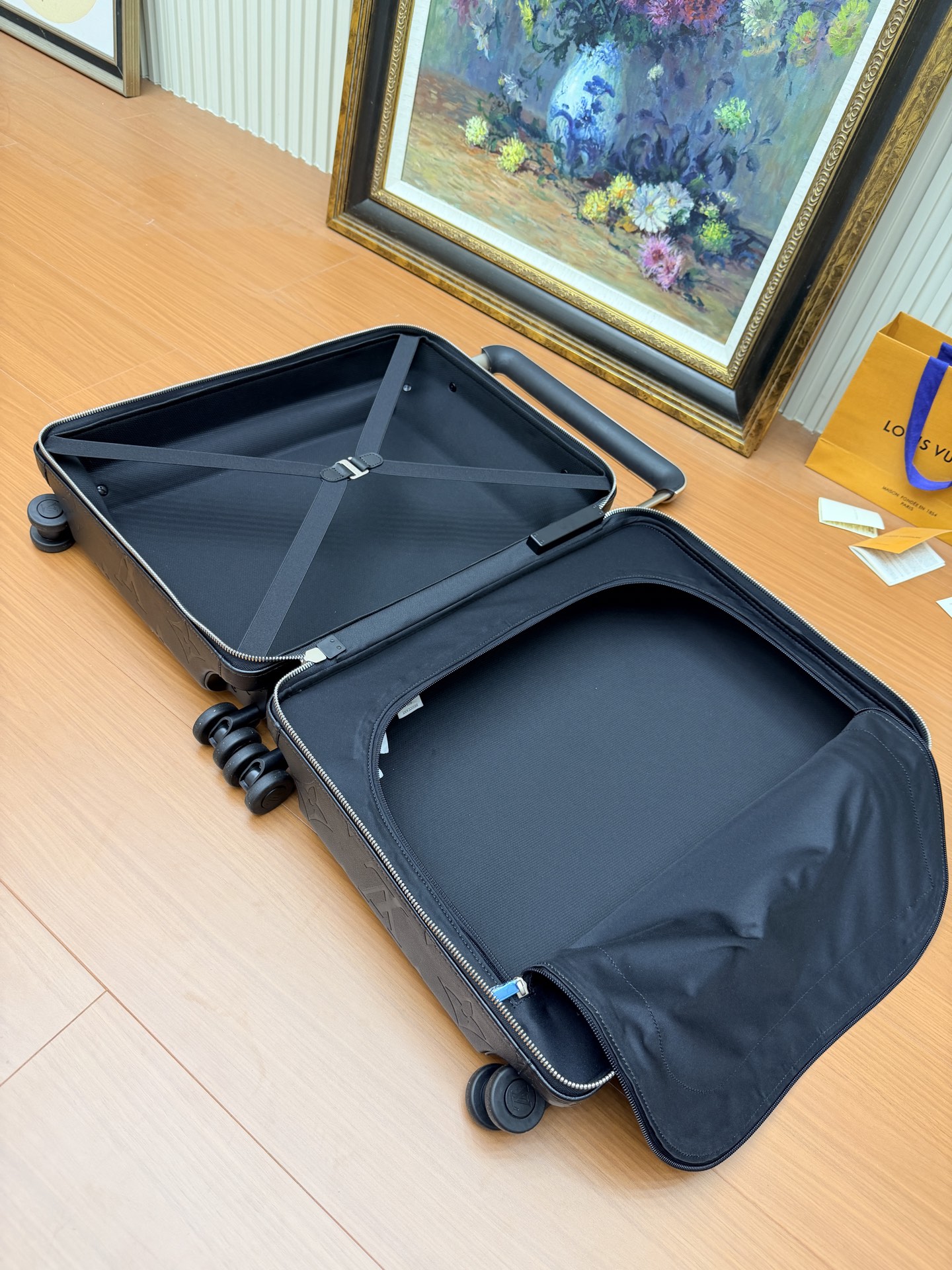 [Louis Vuitton] LV 루이비통 AM46115 최고급 오리지널 캐리어 (기내 반입 가능)