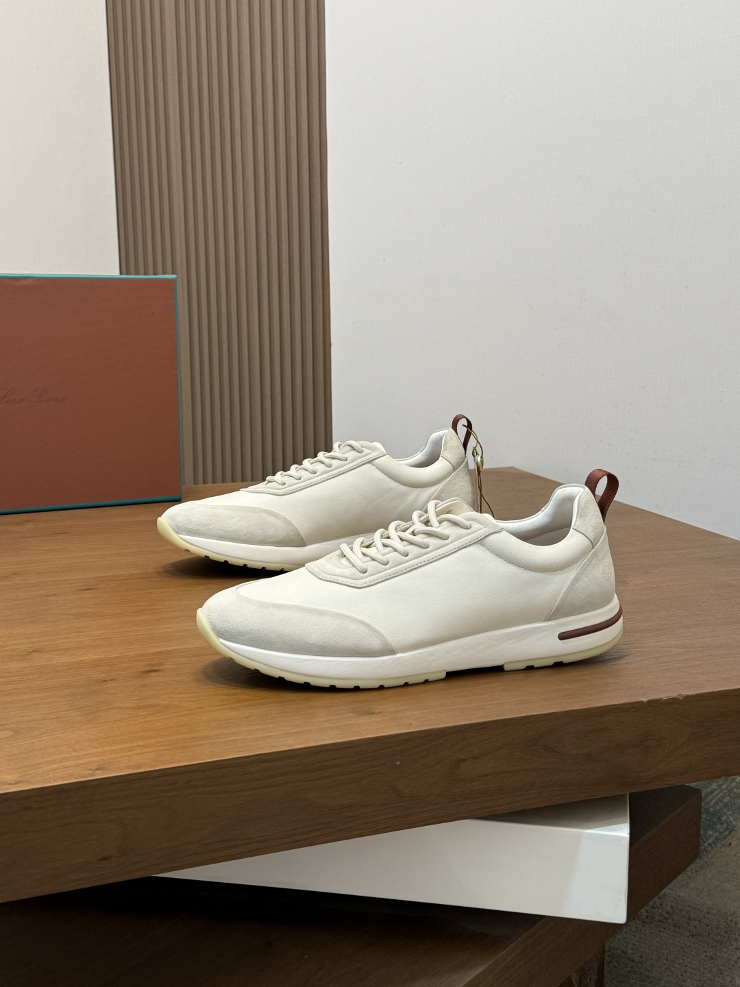 [Loro Piana] LP 로로 피아나 워크 앤 워크 / 시티 워크 스니커즈 신발