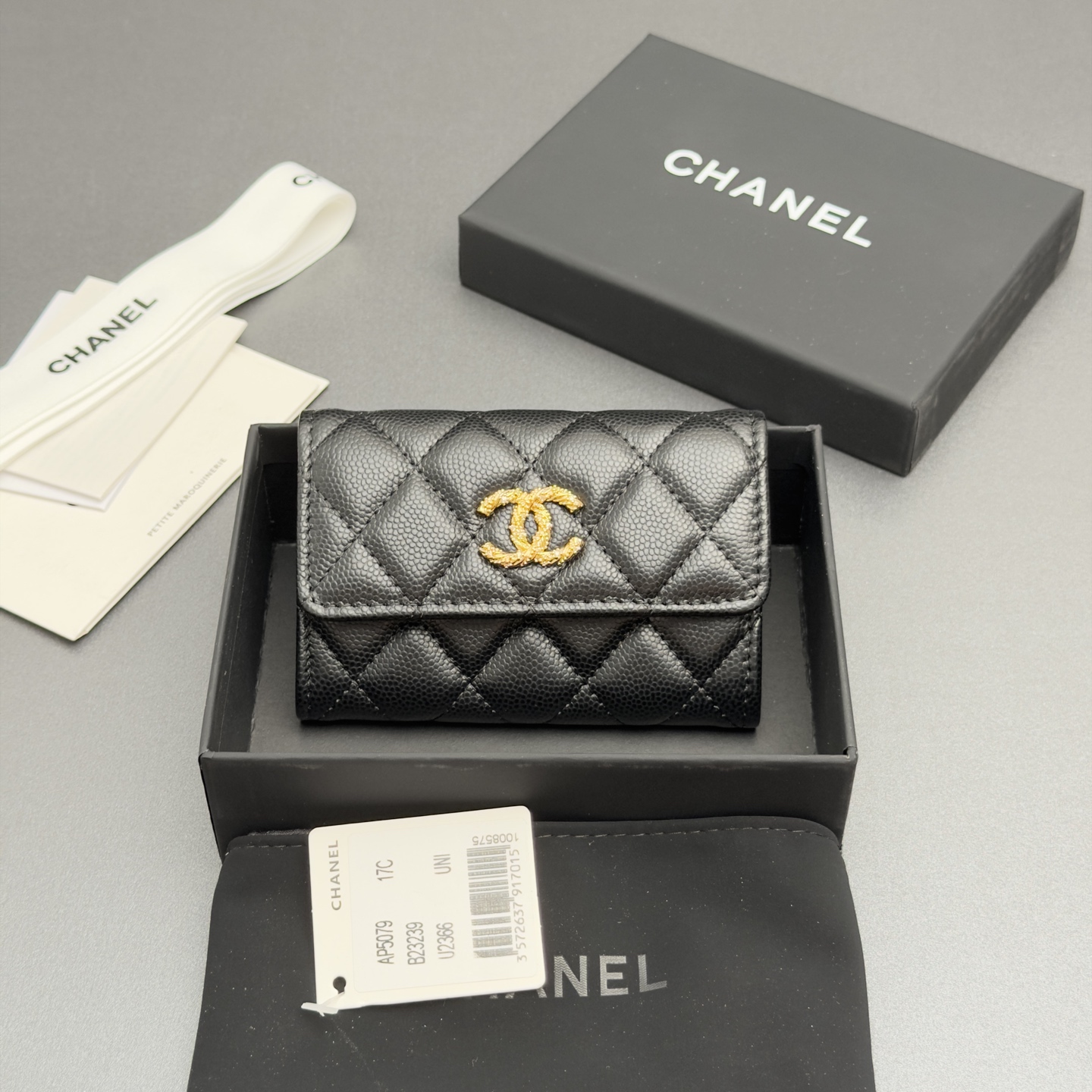 [Chanel] 샤넬 26SS 캐비어 멀티 젬스톤 카드 홀더 지갑
