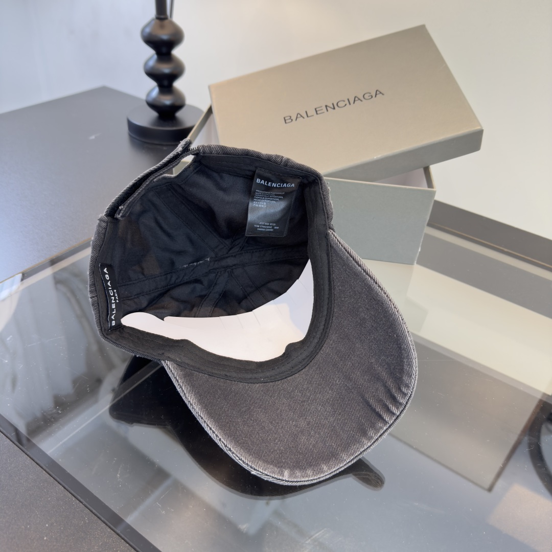 발렌시아가(BALENCIAGA) 밀리터리 캡 모자