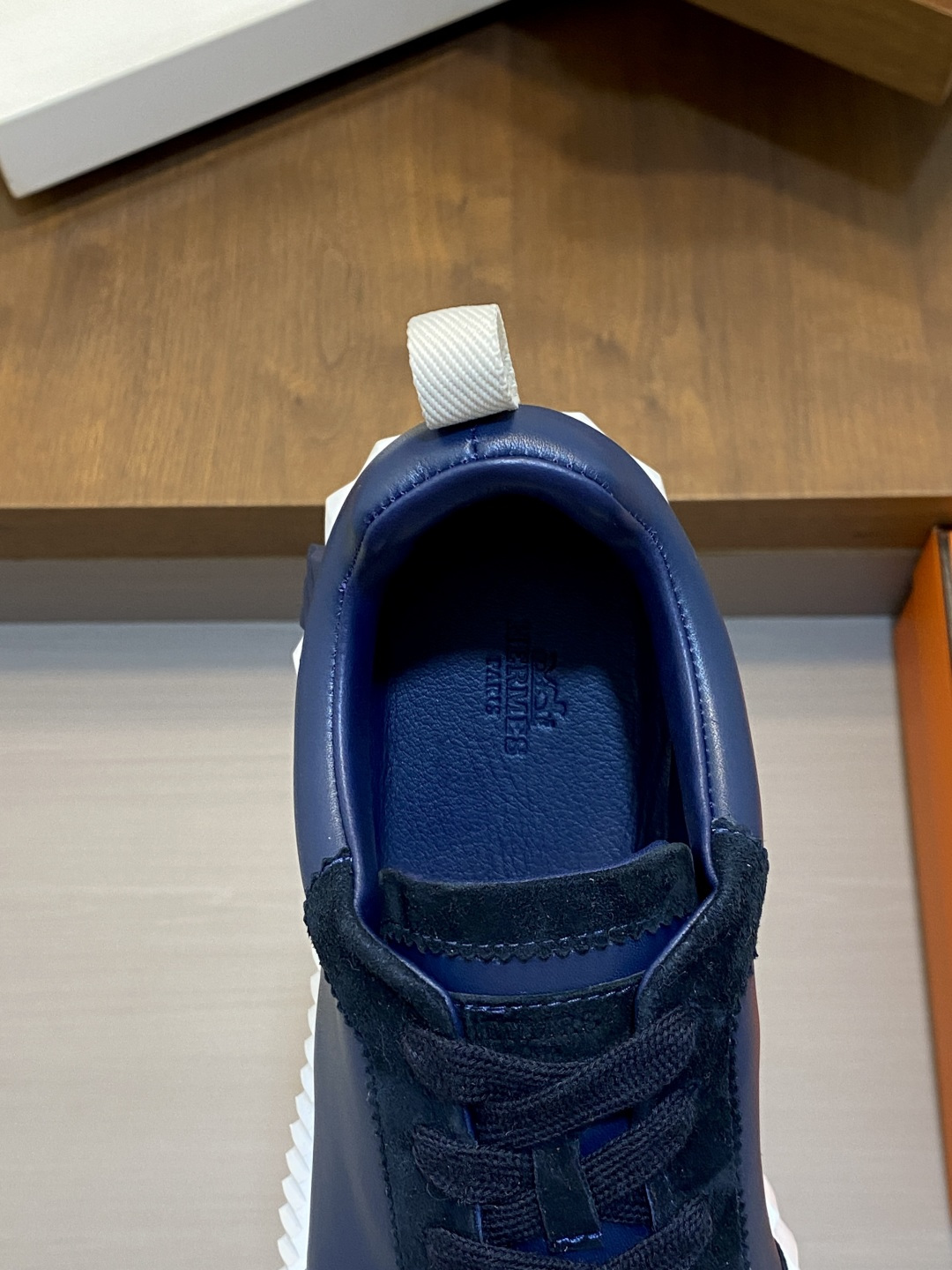 [Hermes] 에르메스 바운싱(Bouncing) 프리미엄 카프스킨 & 고트스킨 스니커즈 신발