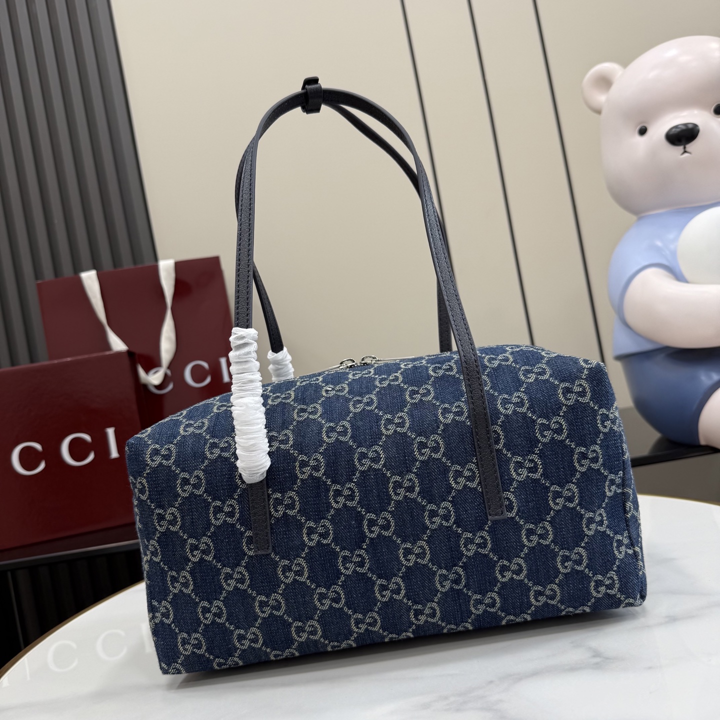 [Gucci] 구찌 (Generation) 워시드 GG 데님 보스턴백 가방