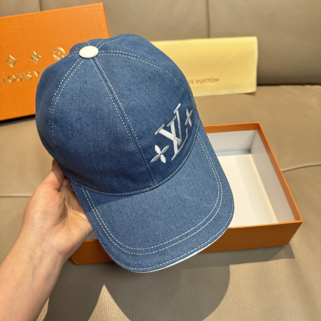 루이비통(LV) 로고 데님 볼캡 모자