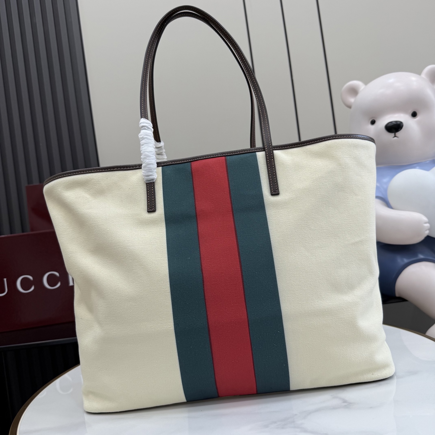 GUCCI 구찌 제너레이션(Generation) 워시드 캔버스 토트백 - 브라운 라지 가방