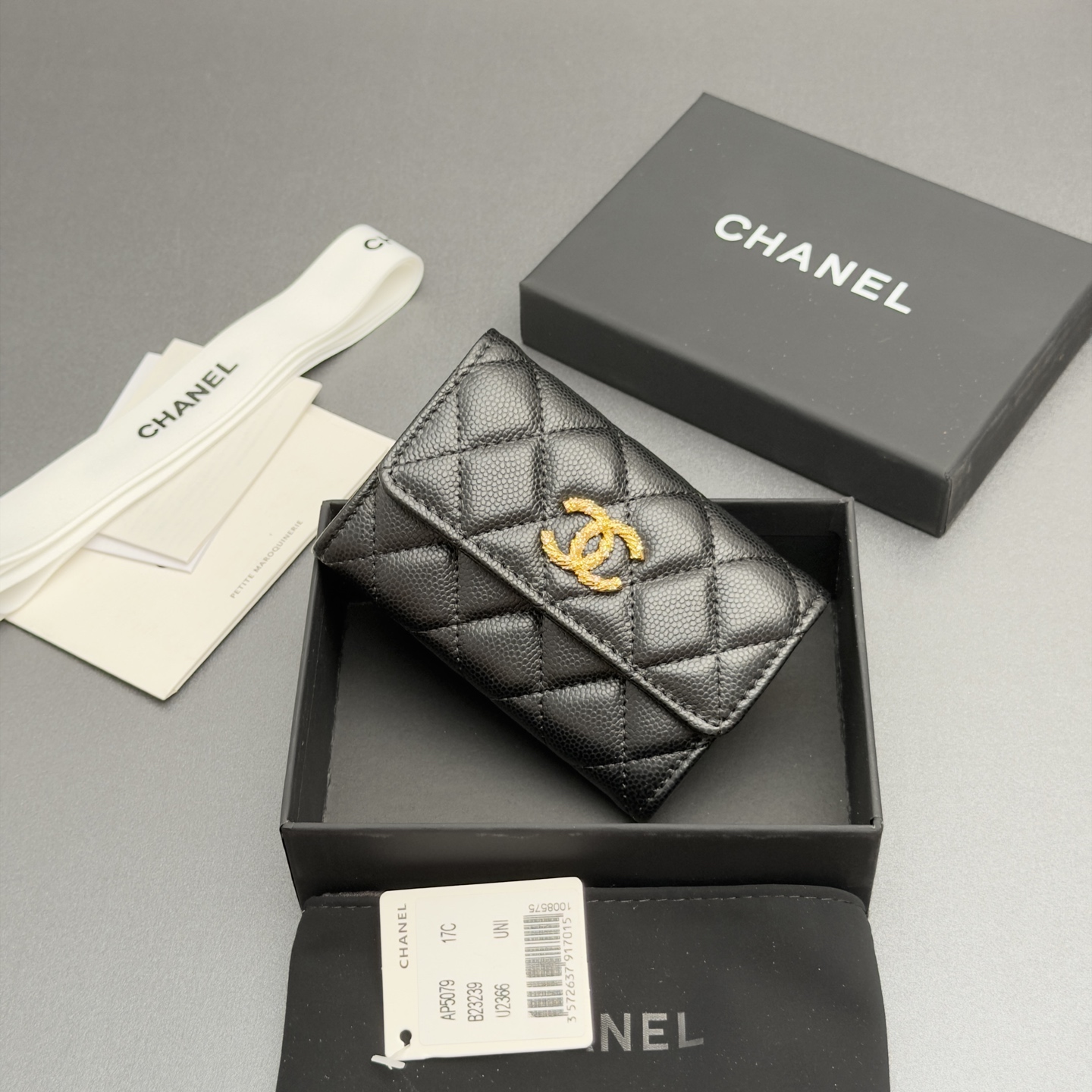 [Chanel] 샤넬 26SS 캐비어 멀티 젬스톤 카드 홀더 지갑
