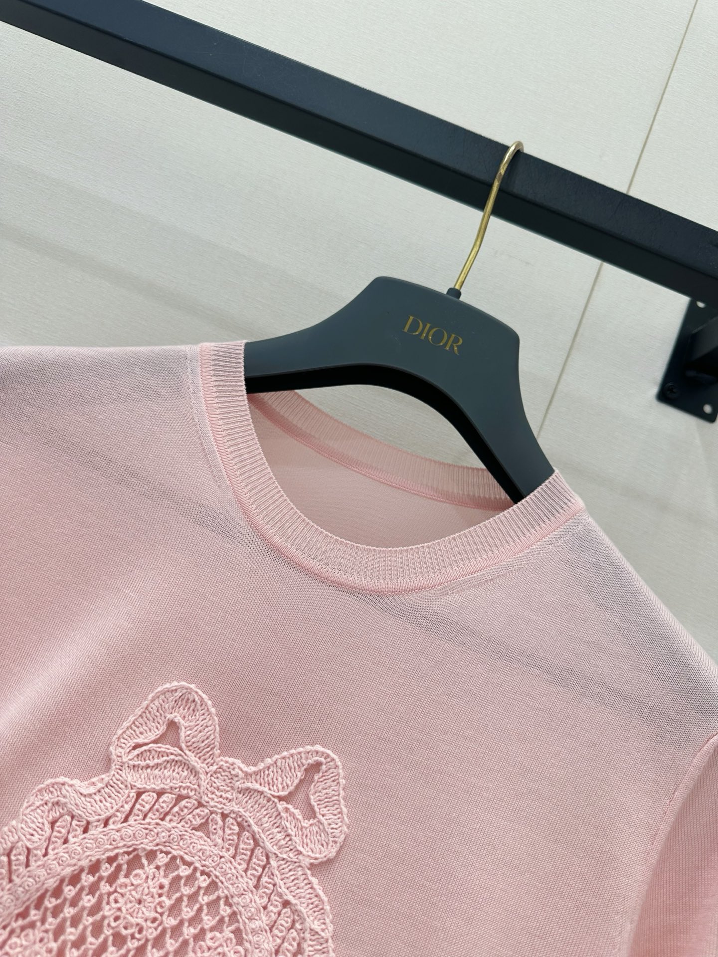 디올(DIOR) 자수 반팔 니트 의류