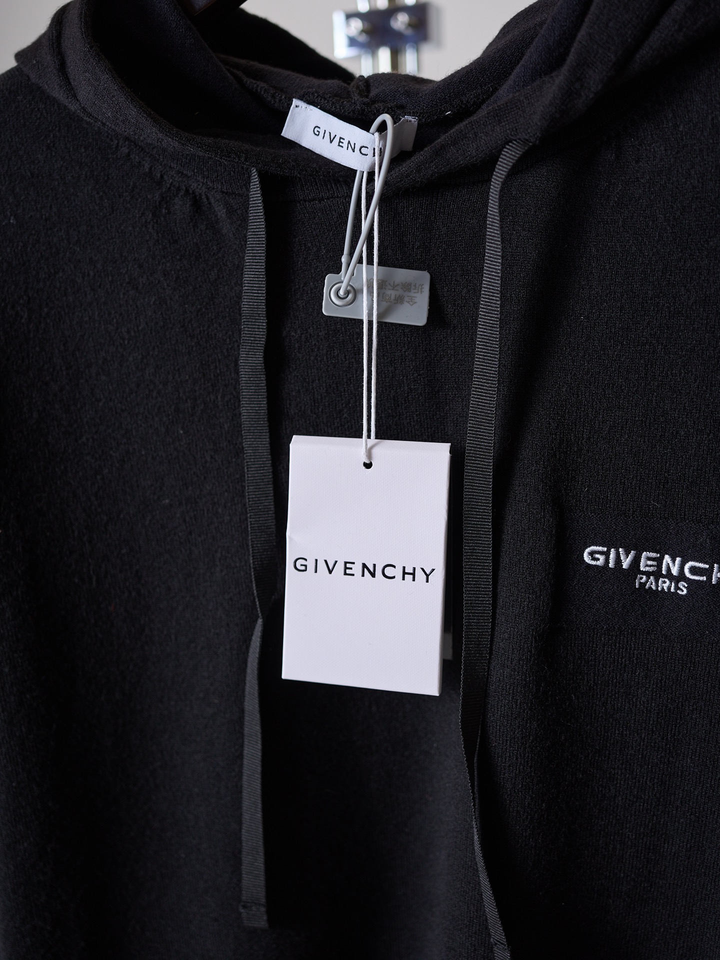지방시(GIVENCHY) 자수 후드 울 니트 상의 의류