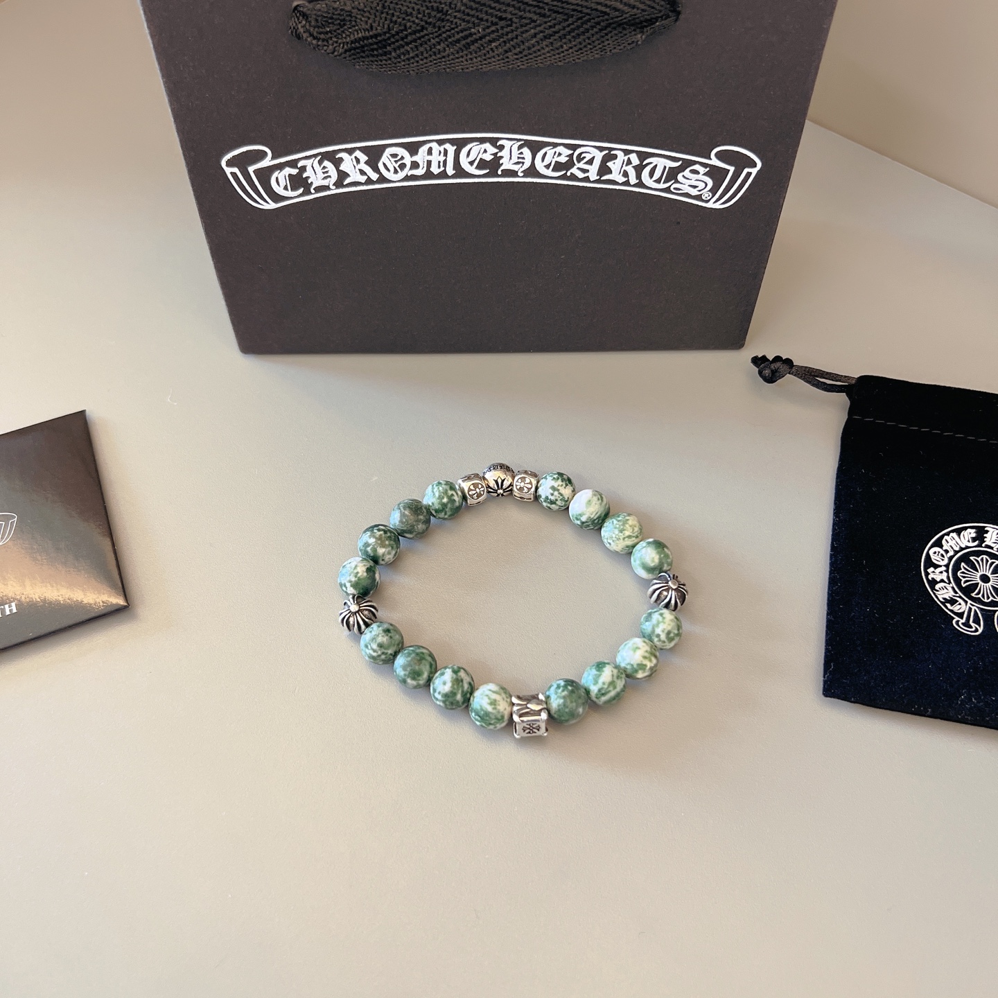 크롬하츠(CHROME HEARTS) 빈티지 크로스 비즈 팔찌 악세사리