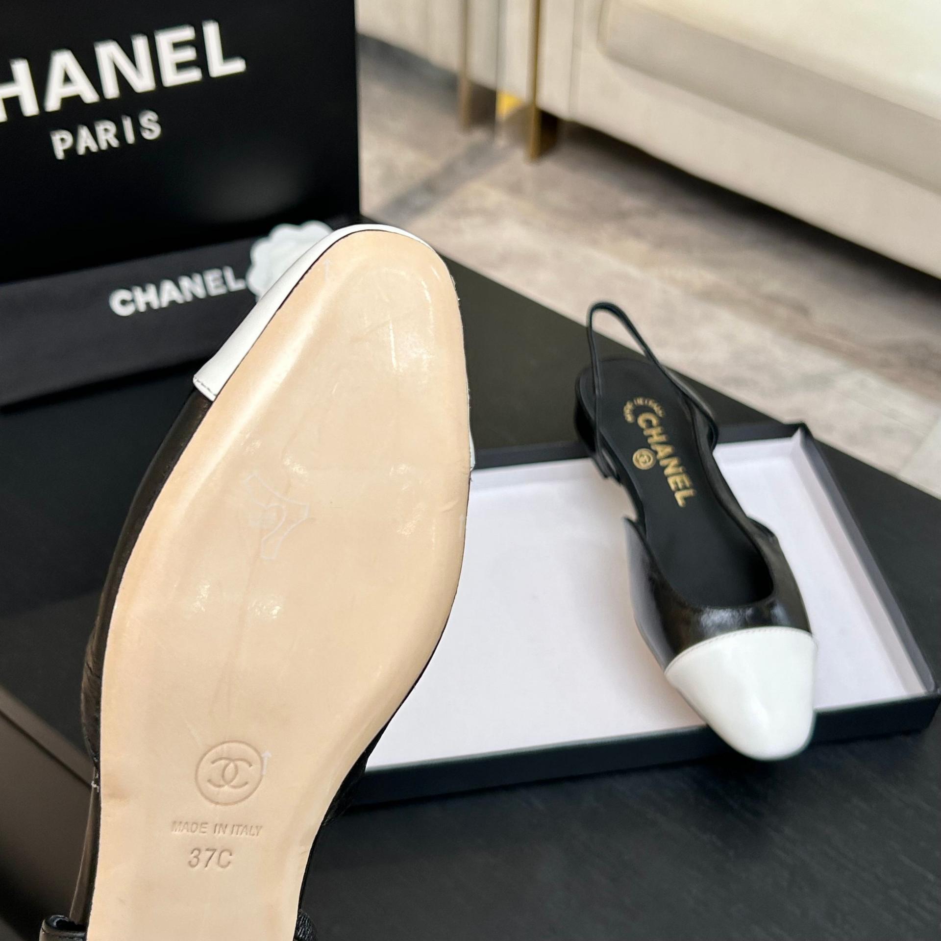 샤넬(CHANEL) 투톤 슬링백 로우힐 신발