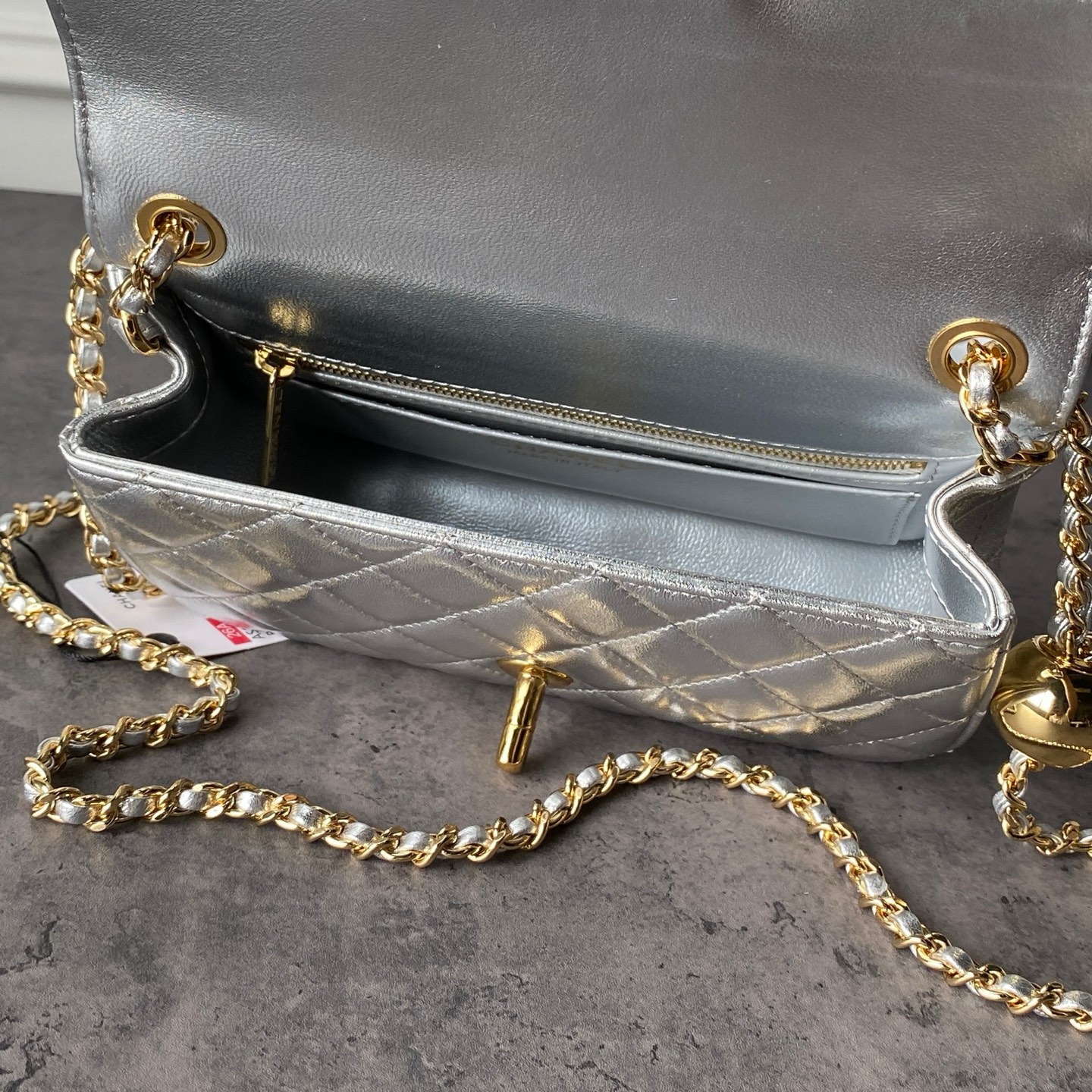 Chanel 26A Mini Classic Flap 샤넬 클래식 플랩 가방