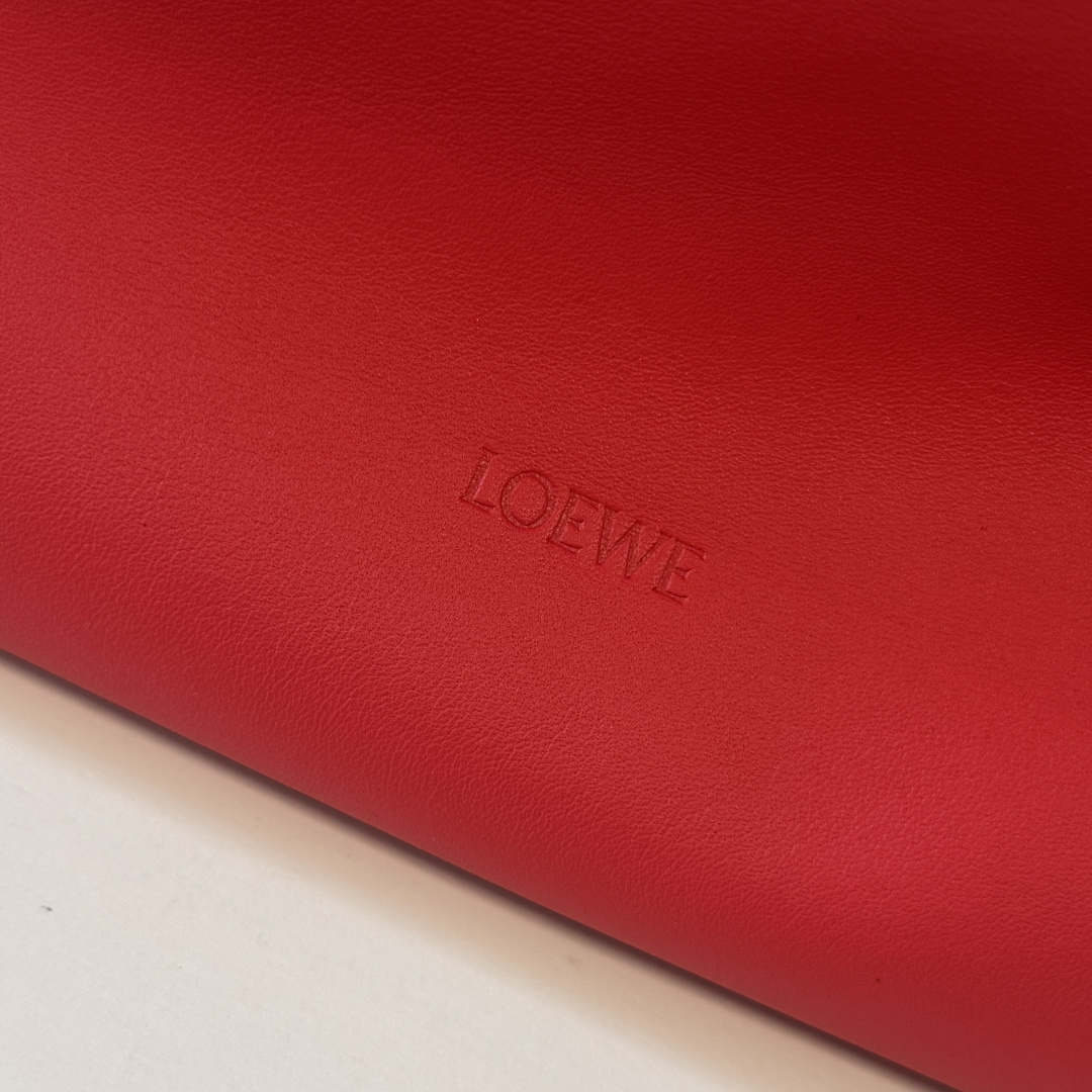 Loewe 로에베 플라멩코(Flamenco) 나파 가죽 미디엄 백 가방 복제