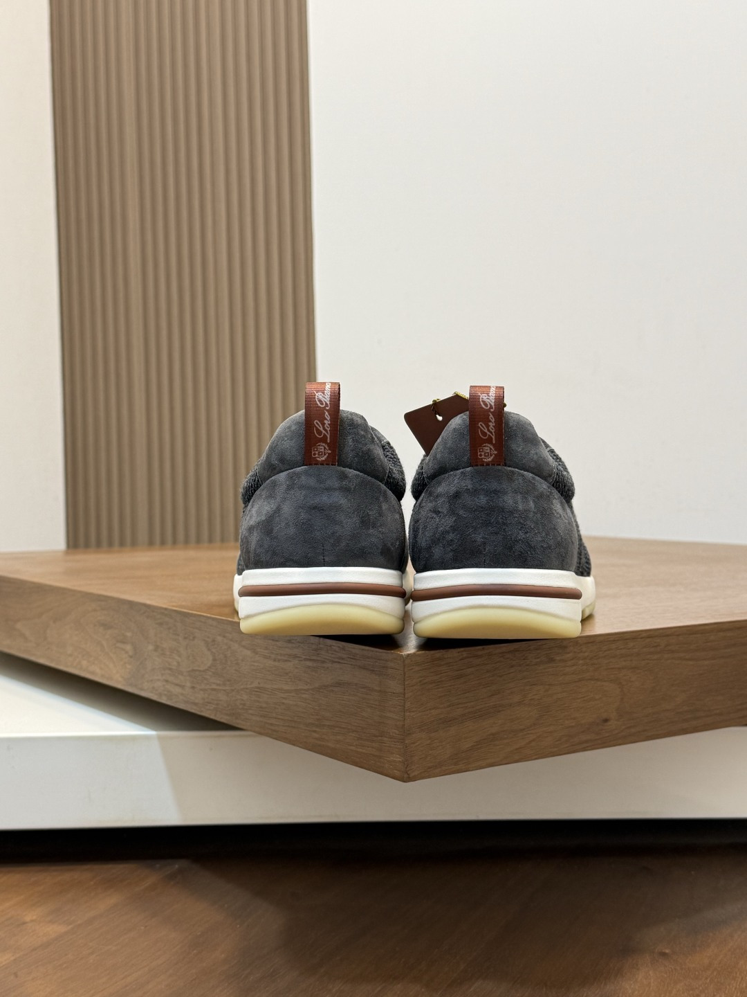 [Loro Piana] LP 로로 피아나 워크 앤 워크 / 시티 워크 스니커즈 신발
