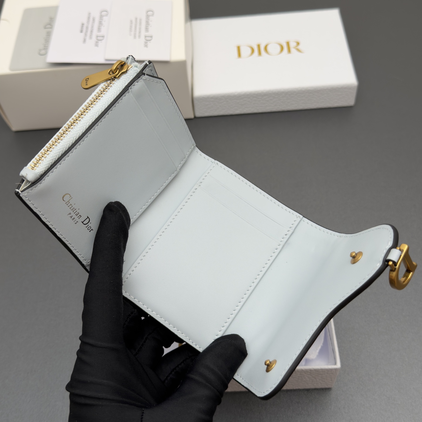 [Dior] 디올 Lotus 로터스 새들 고스트 그레인드 미니 지갑