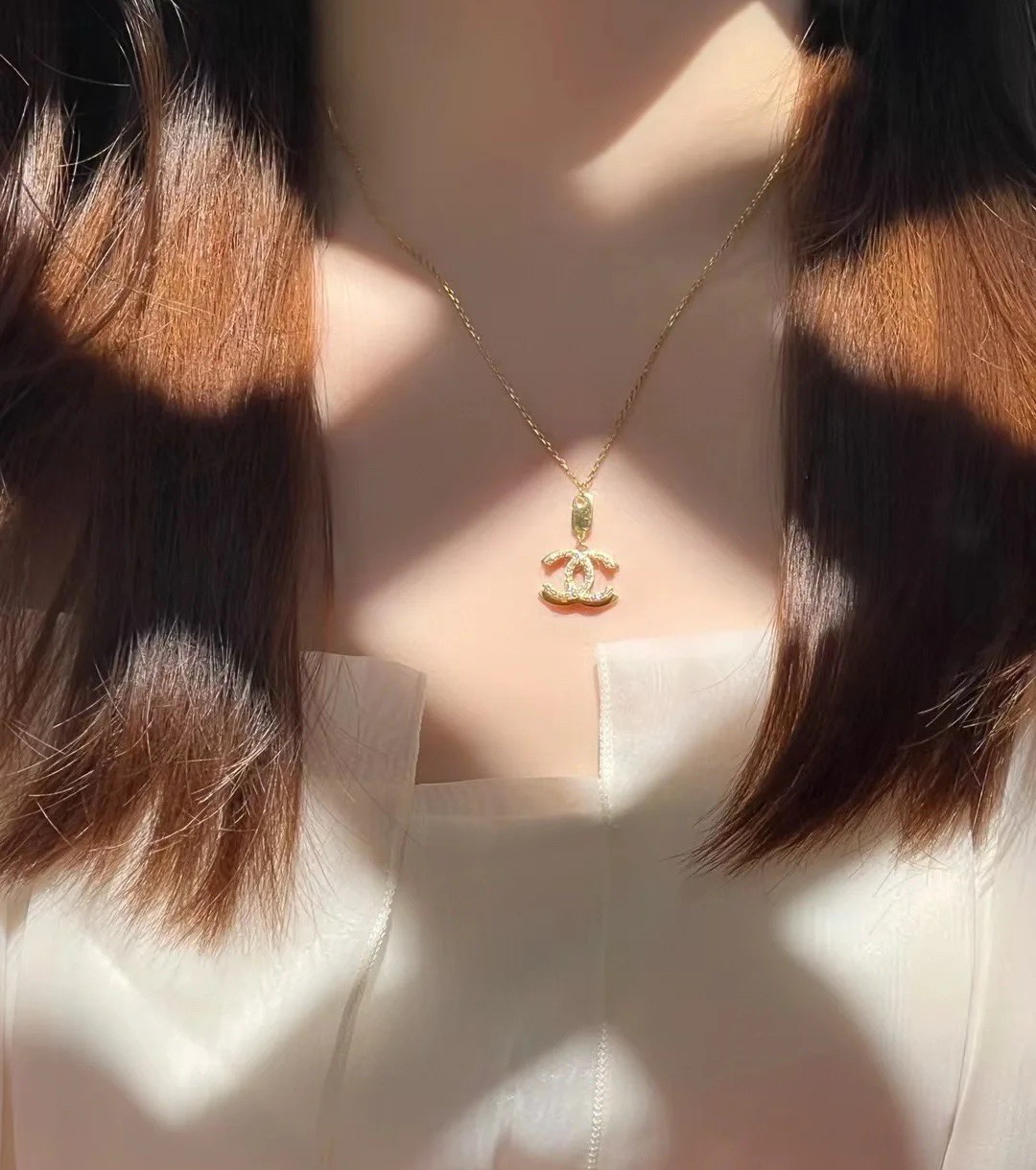샤넬(CHANEL) 로고 펜던트 목걸이 악세사리