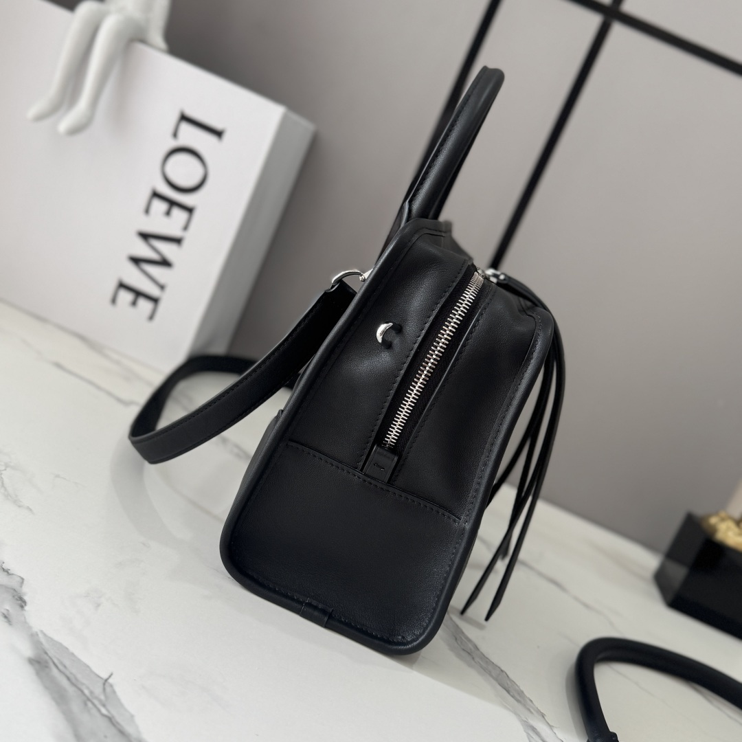 Loewe 로에베 아마조나(Amazona) 180 미디엄 소프트 레더 백 가방
