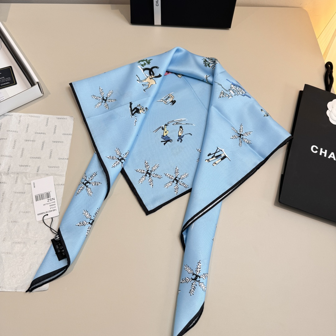 샤넬(CHANEL) 스키 테마 실크 목도리 스카프
