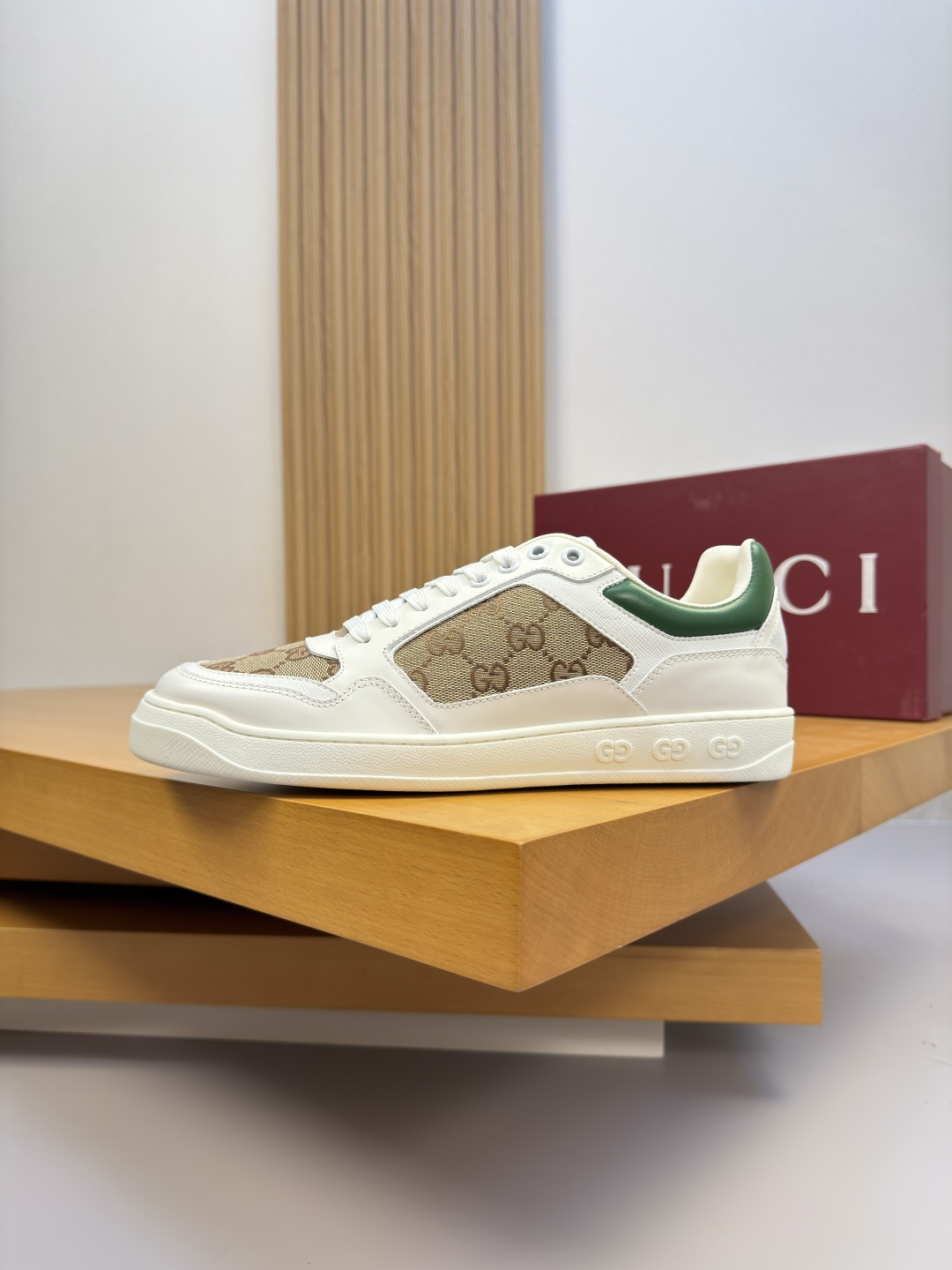 [Gucci] 구찌 프리미엄 캐주얼 스니커즈 신발