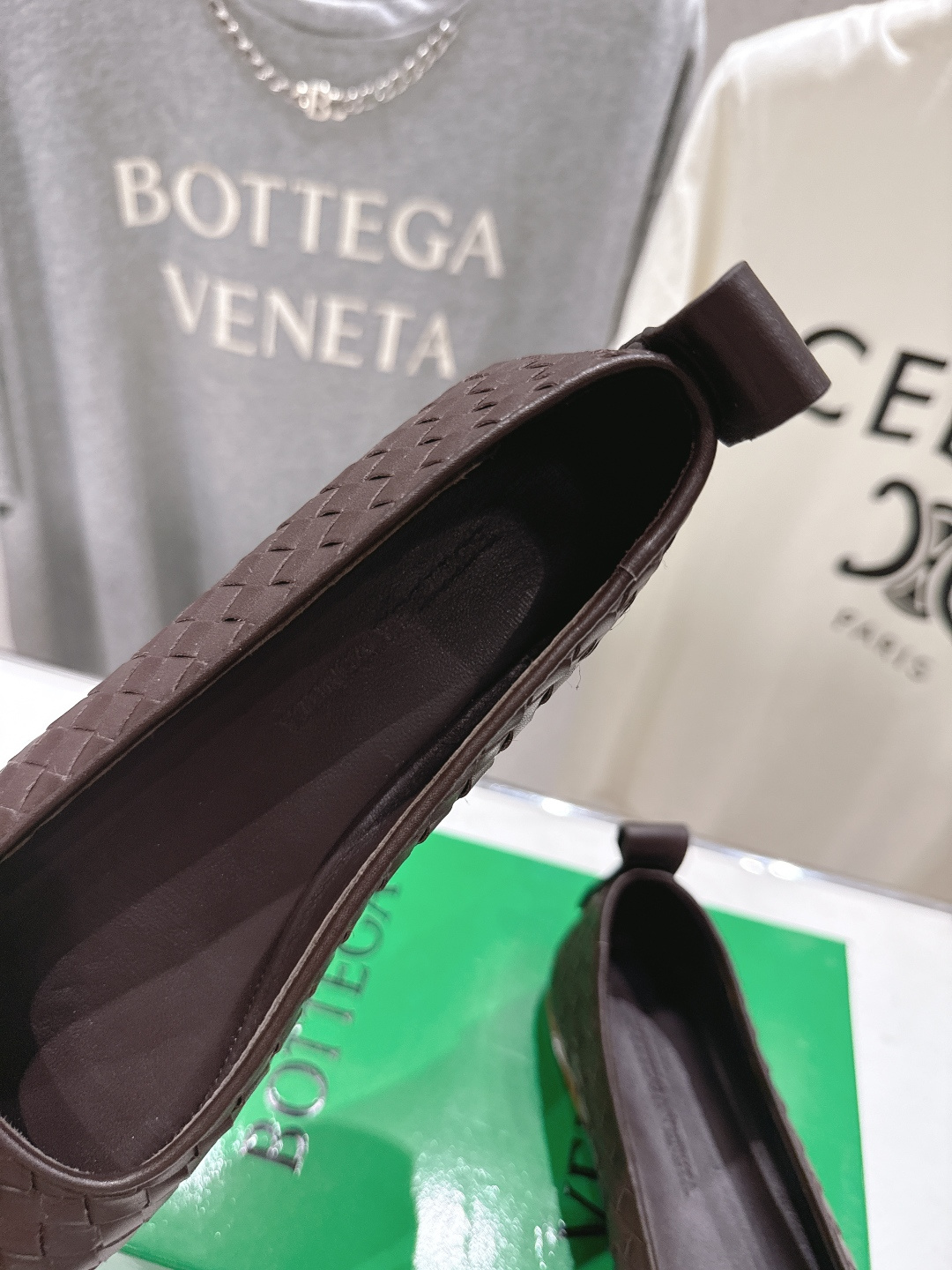 보테가베네타(Bottega Veneta) 아스테어 우븐 로퍼 신발