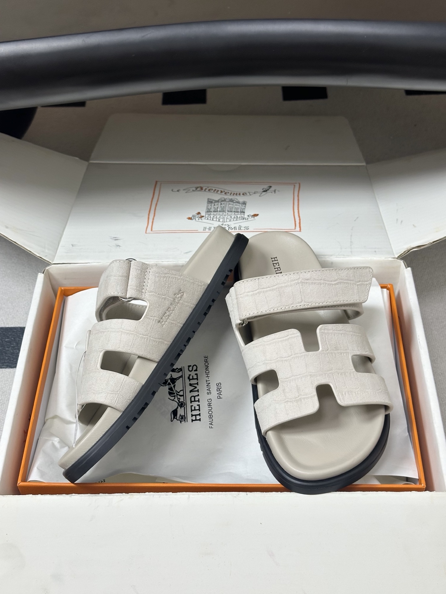 에르메스(HERMES) H 로고 벨크로 플랫 슬리퍼 신발