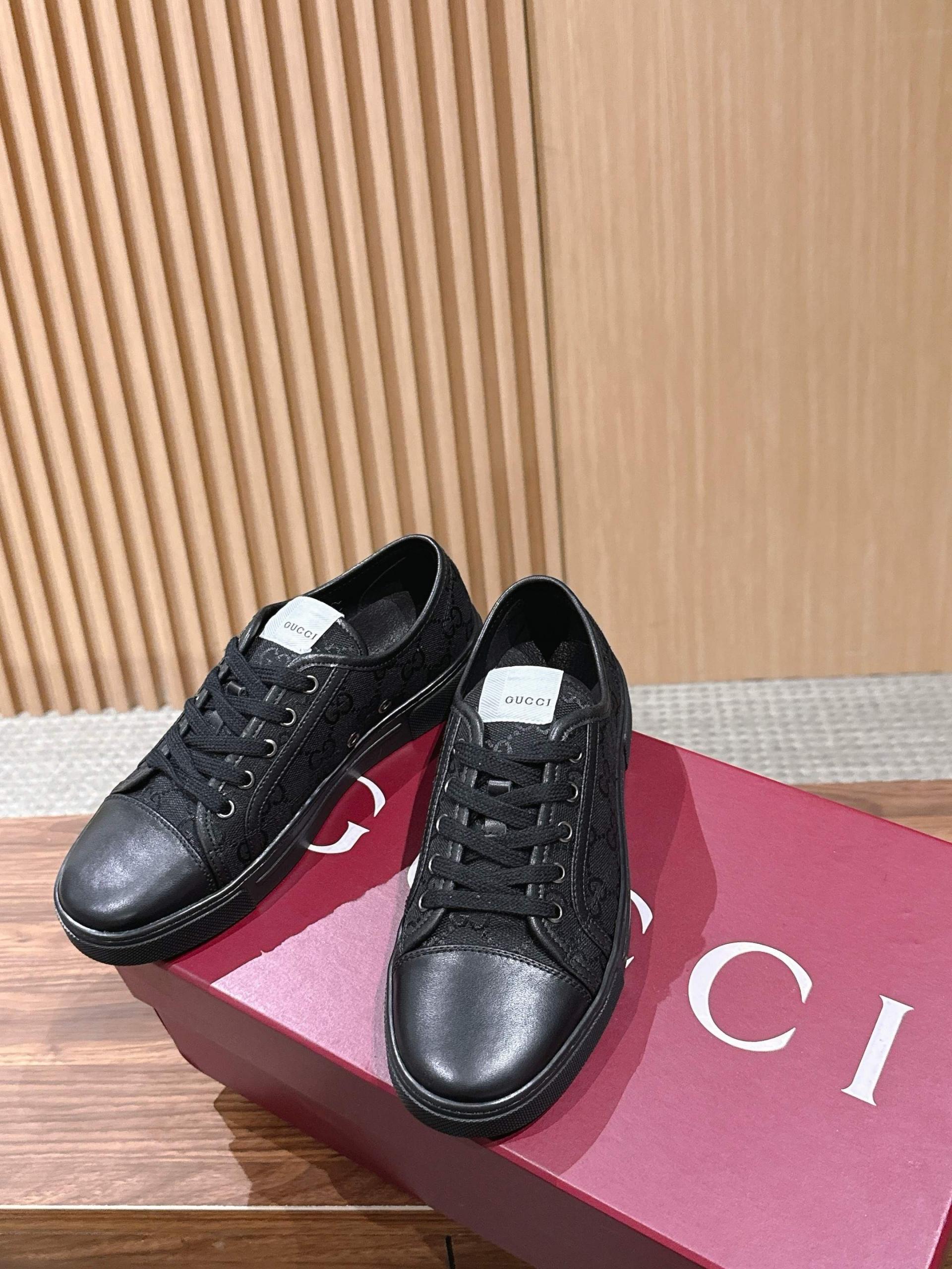 구찌(GUCCI) GG 엠보싱 로우탑 스케이트화 신발