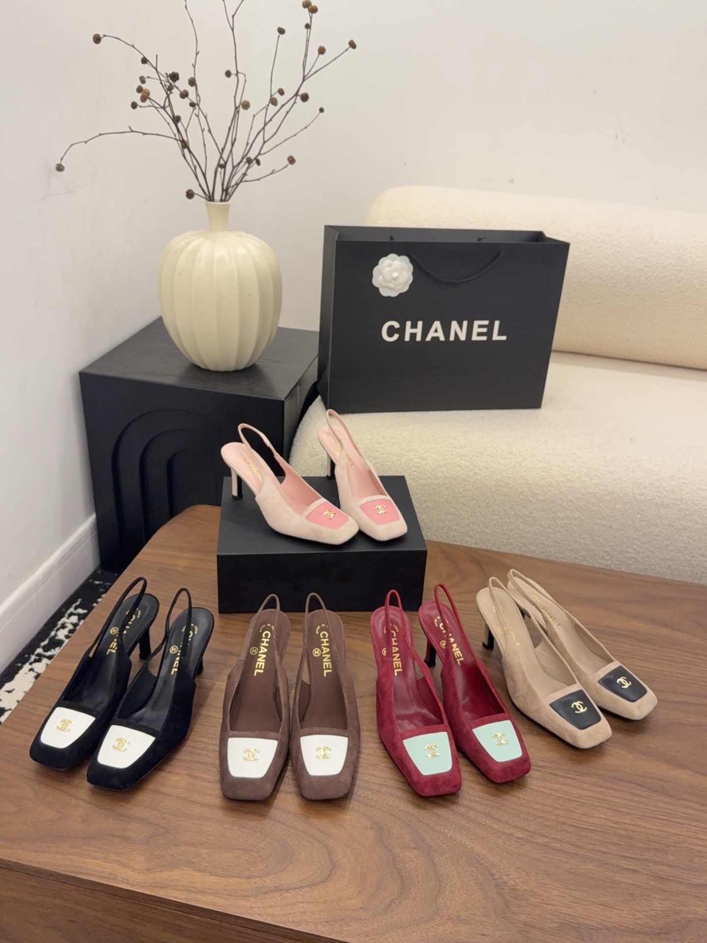샤넬(CHANEL) 배색 스퀘어토 슬링백 힐 신발