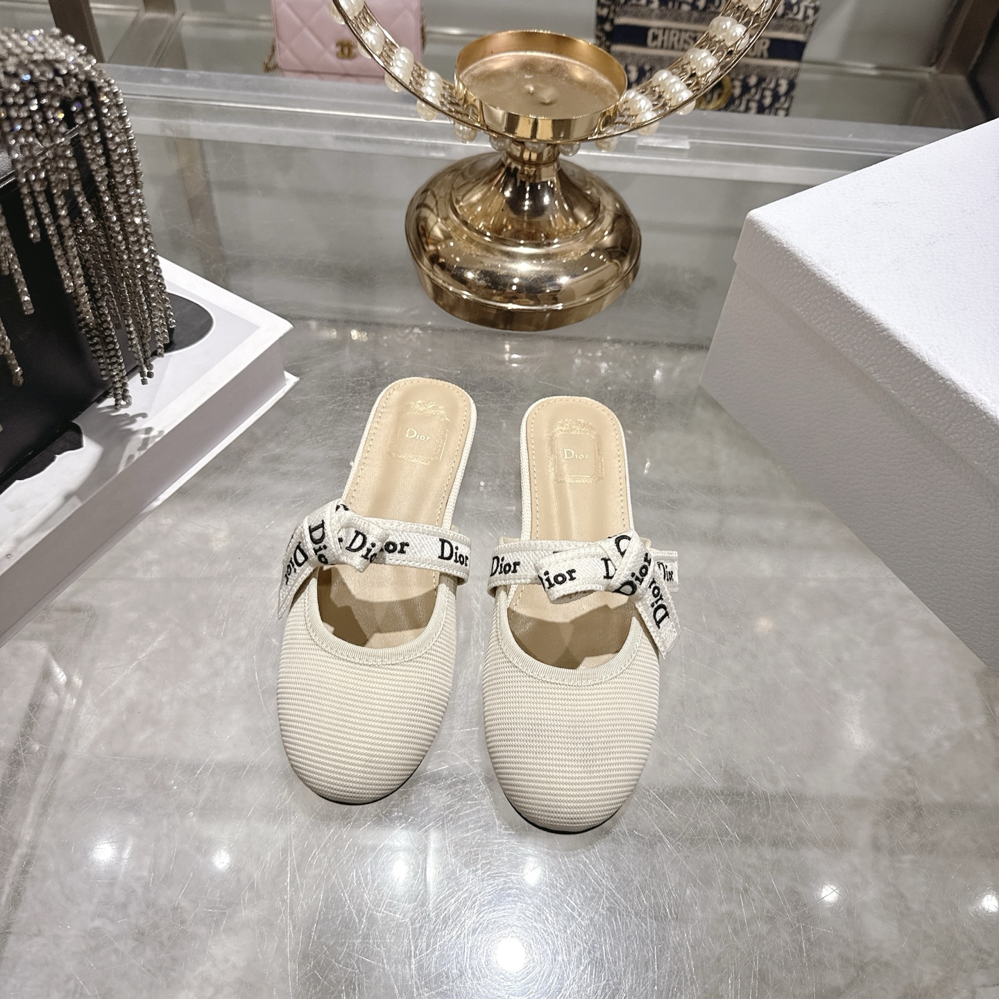 디올(DIOR) 리본 스트랩 메리제인 슬리퍼 신발