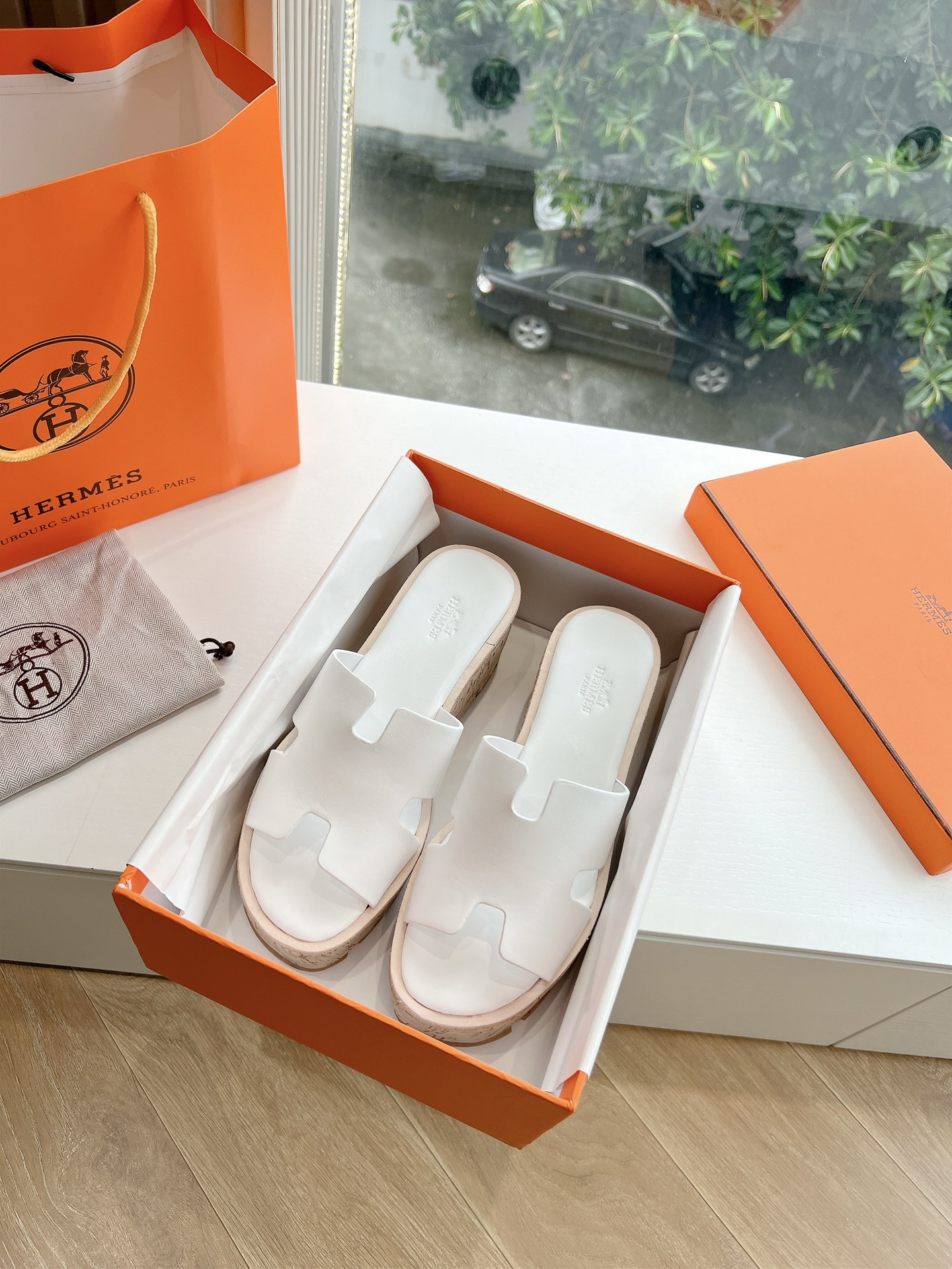 에르메스(HERMES) 웨지힐 슬리퍼 신발