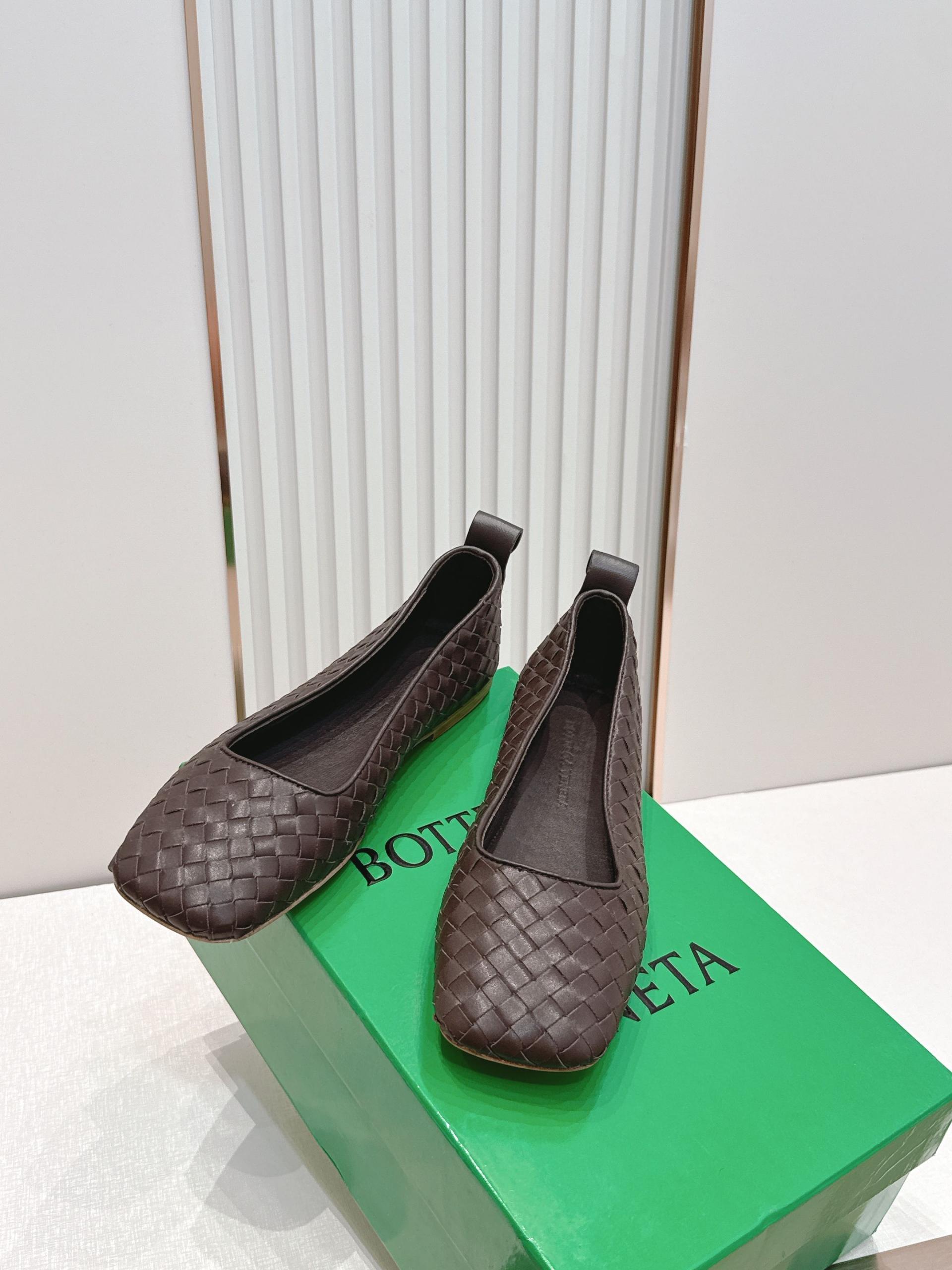 보테가 베네타(BOTTEGA VENETA) 위빙 메리제인 플랫 발레 슈즈 신발