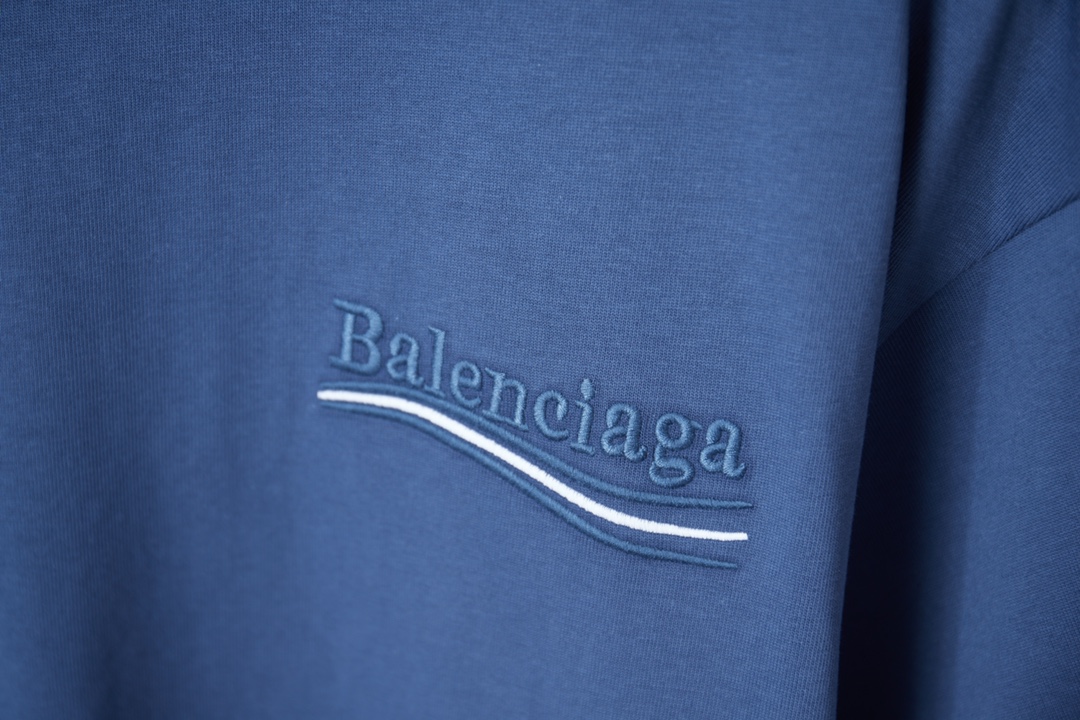 발렌시아가(BALENCIAGA) 패치 자수 로고 반팔 티셔츠 상의 의류
