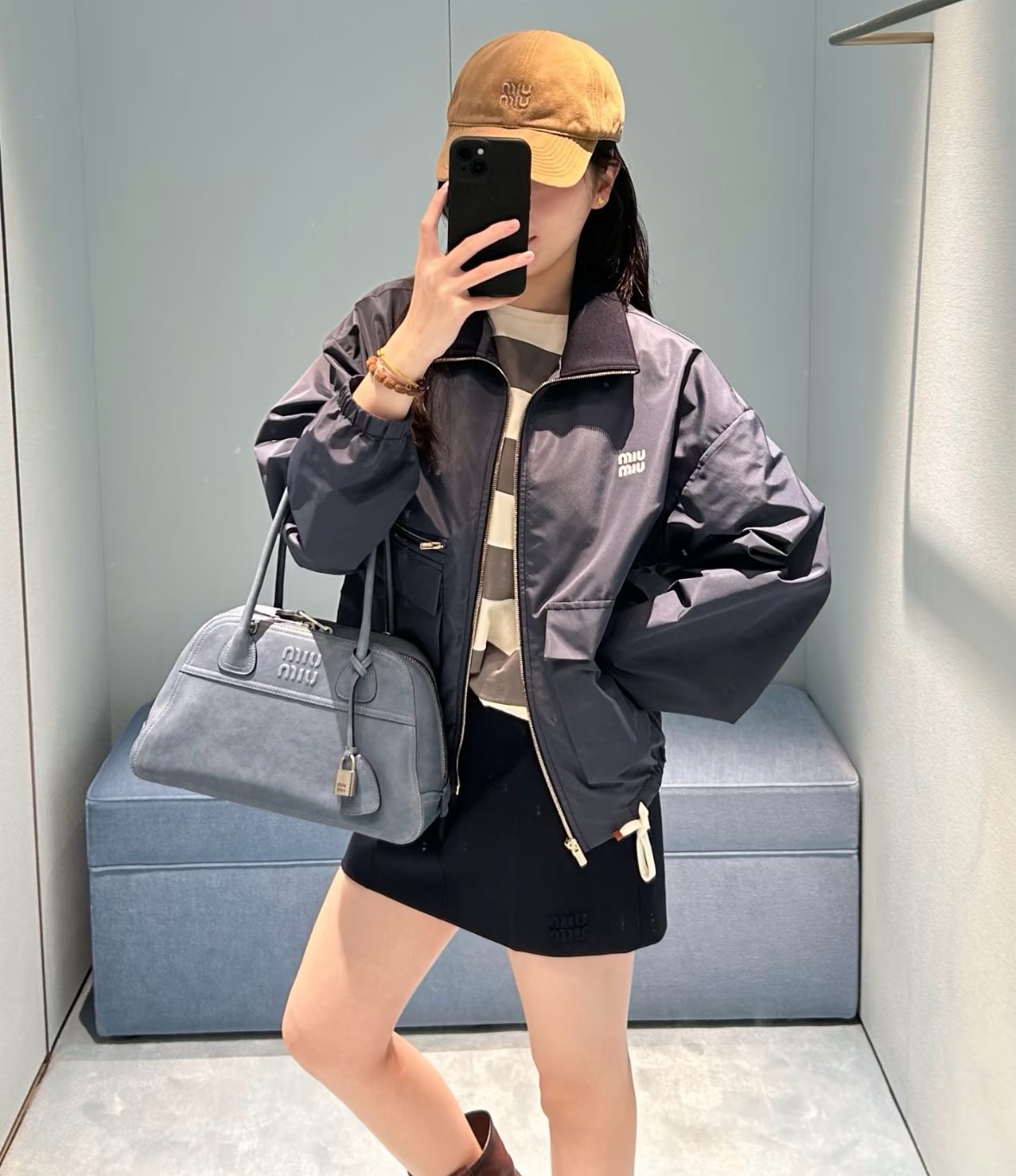 미우미우(MIU MIU) 카라 집업 자켓 재킷 의류