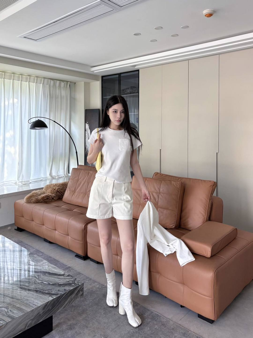 [Hermes] 에르메스 26SS 텍스처드 클래식 숏팬츠 반바지 의류