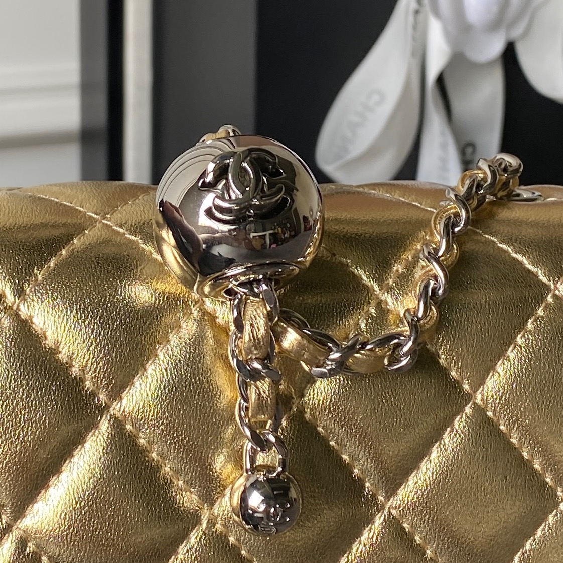 Chanel 26A Mini Classic Flap 샤넬 클래식 플랩 가방