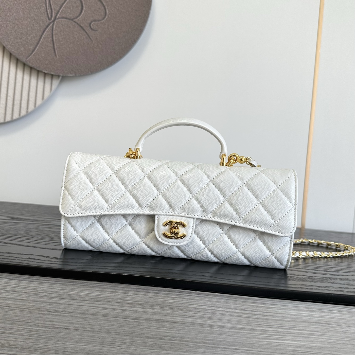 CHANEL 샤넬 26A 시리즈 탑핸들 체인 플랩 백 가방