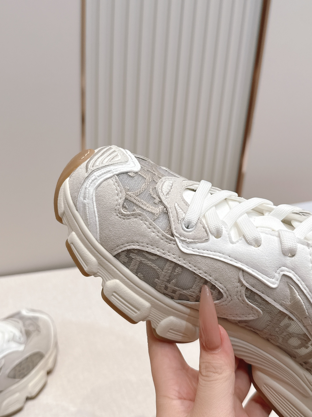 디올(DIOR) 크로노 스니커즈 신발 복제