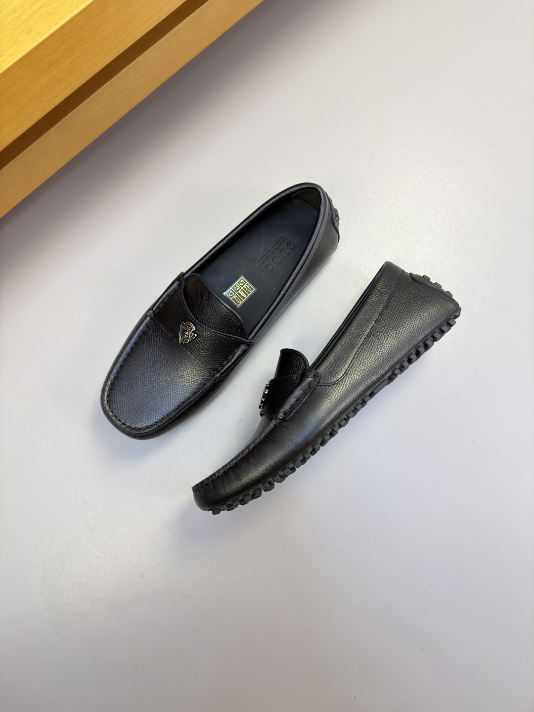 [Gucci] 구찌 프리미엄 나파 & 시그니처 PVC 콤비 드라이빙 로퍼 신발