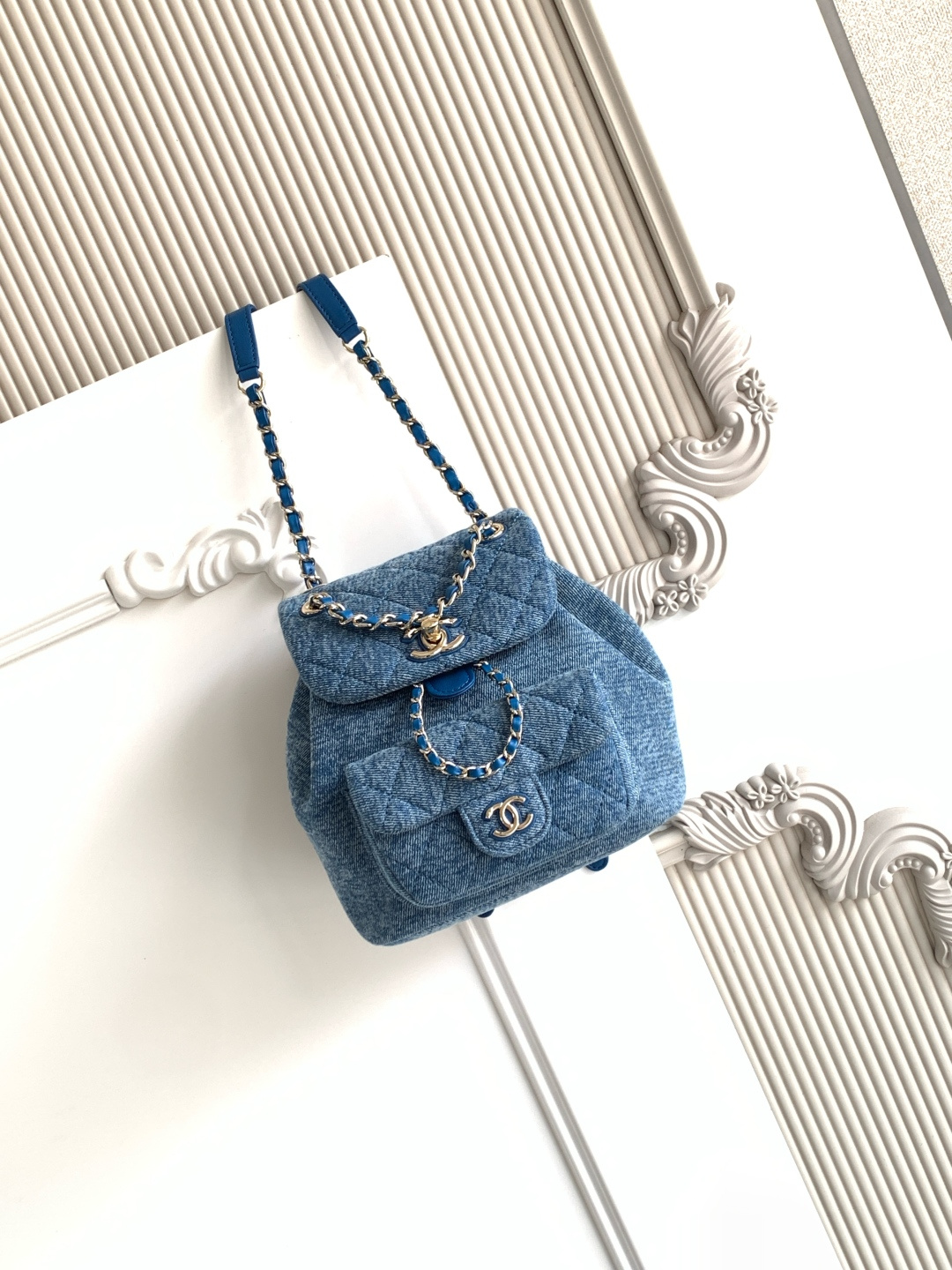 Chanel 샤넬 26SS 두마(Duma) 데님 스몰 백팩 (AS2908) 가방