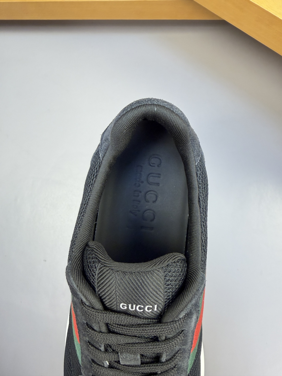 [Gucci] 구찌 프리미엄 스웨이드 & 메쉬 웹 스니커즈 신발
