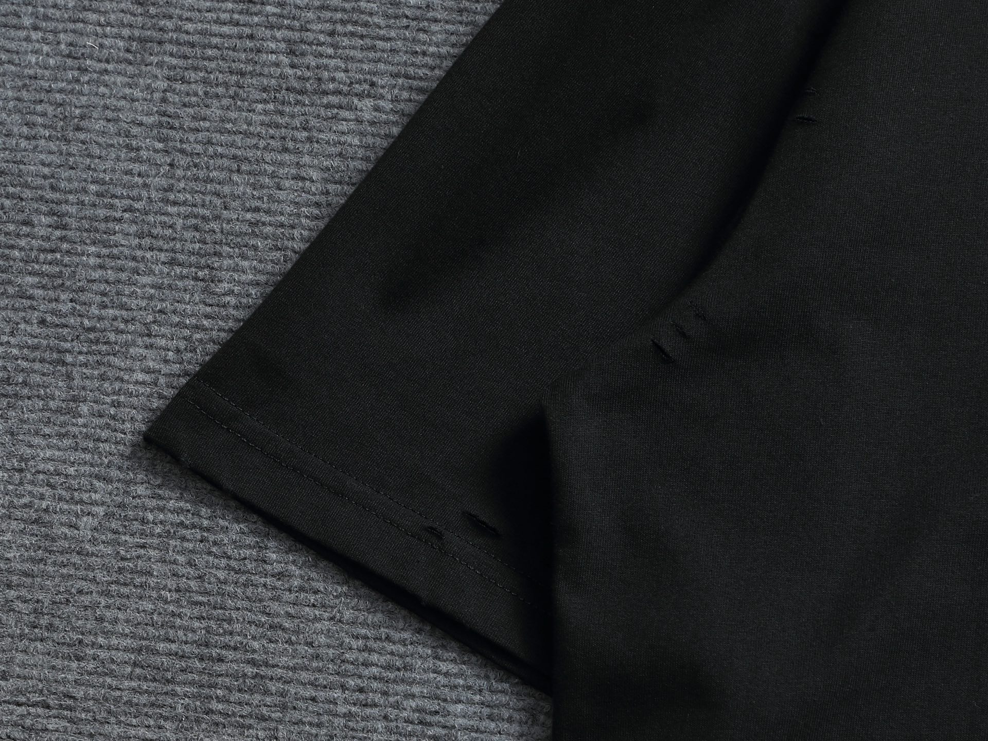 발렌시아가(BALENCIAGA) 테이프 프린팅 워싱 반팔 티셔츠 상의 의류