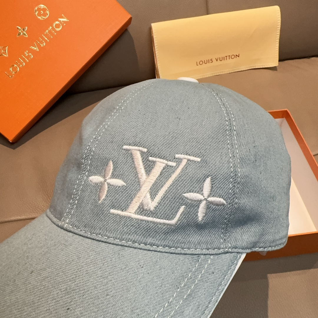 루이비통(LV) 로고 데님 볼캡 모자