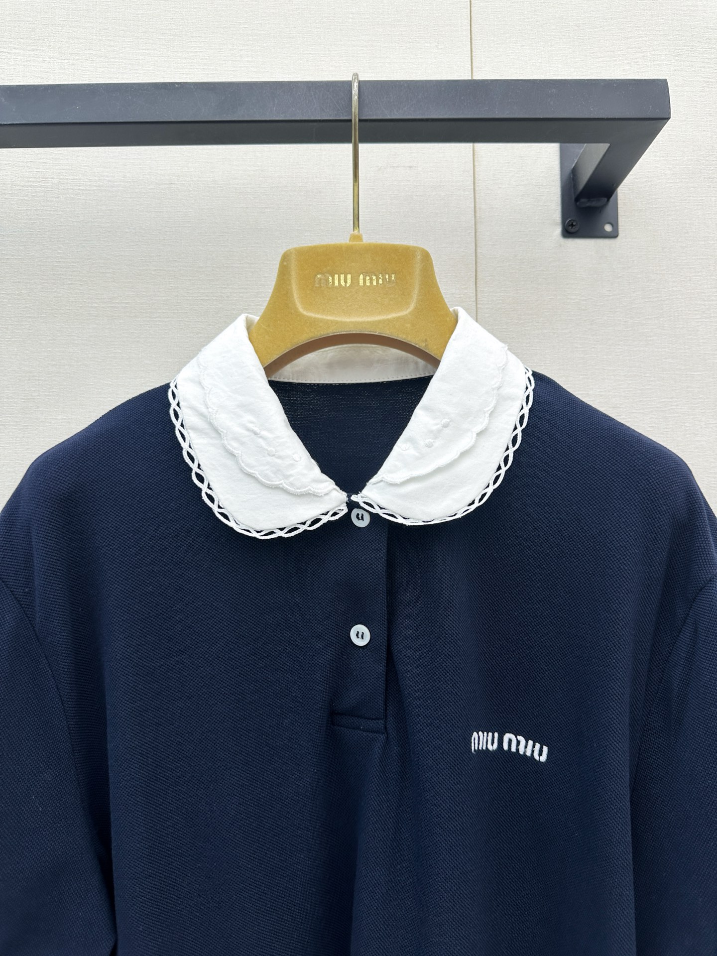 미우미우(MIU MIU) 레이스 카라 폴로 반팔 티셔츠 상의 의류