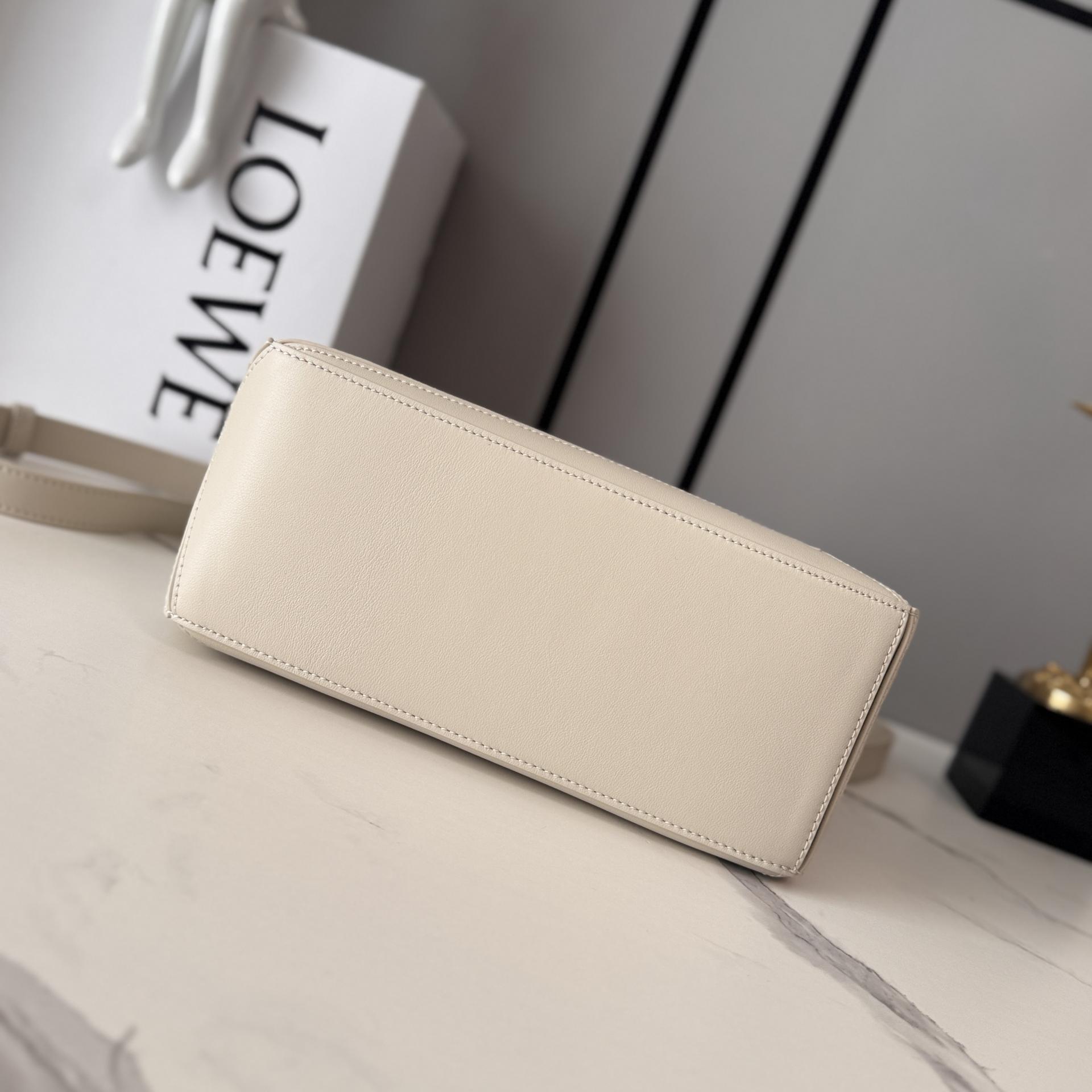Loewe Panta Puzzle 로에베 퍼즐 스몰 백 가방