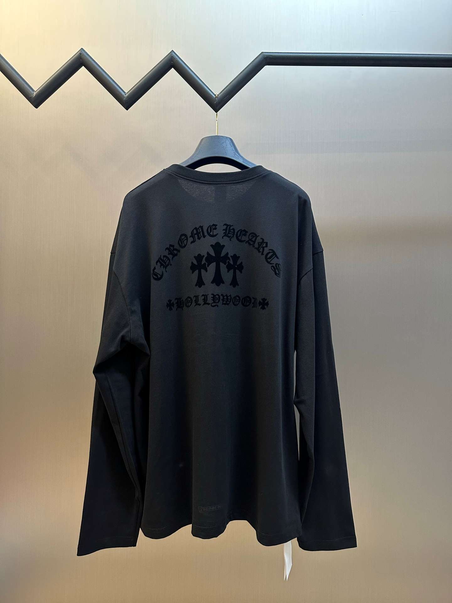 크롬하츠(CHROME HEARTS) 플로킹 크로스 긴팔 티셔츠 상의 의류
